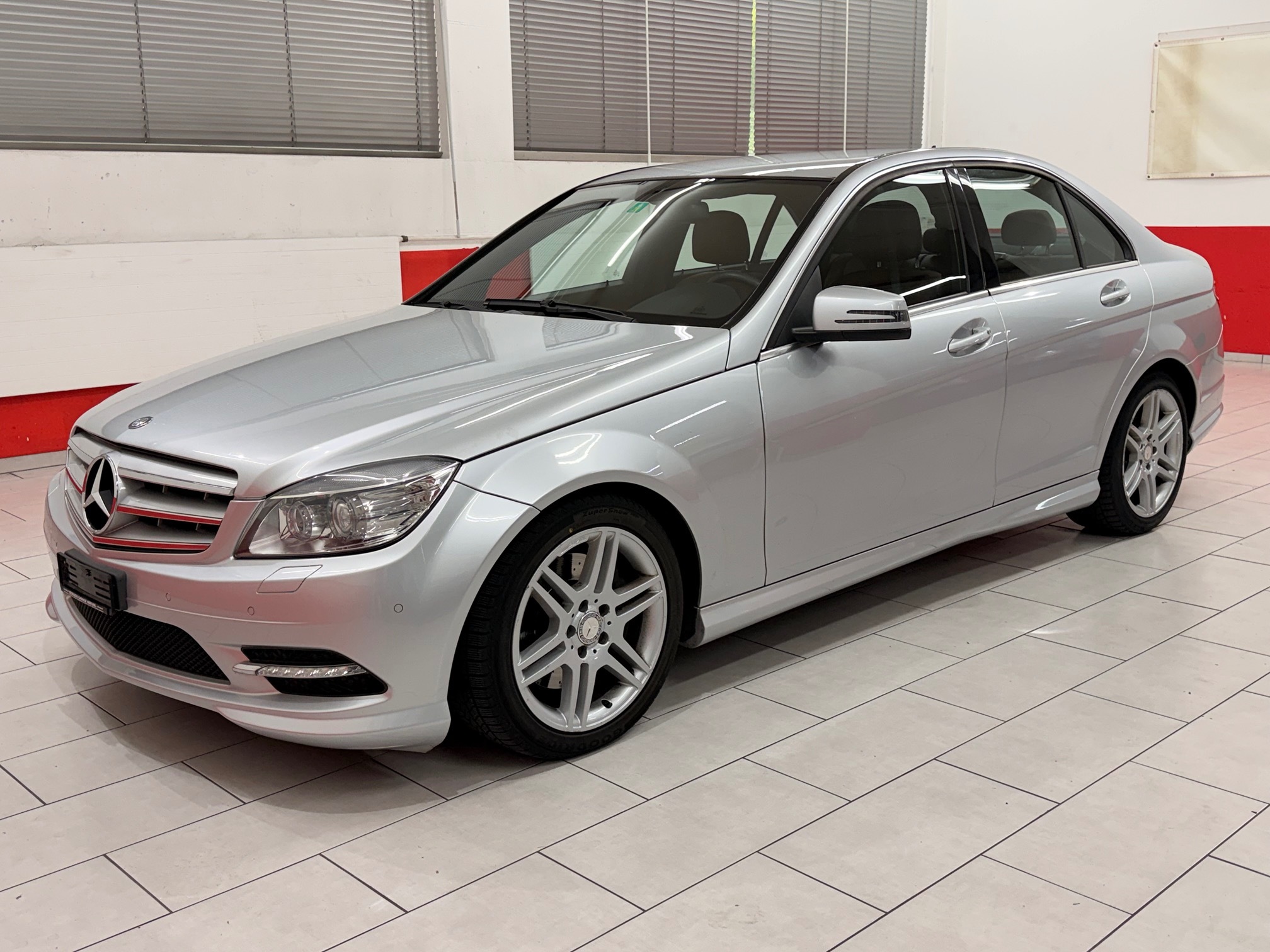 MERCEDES-BENZ C 350 4-m — zdjęcie 3