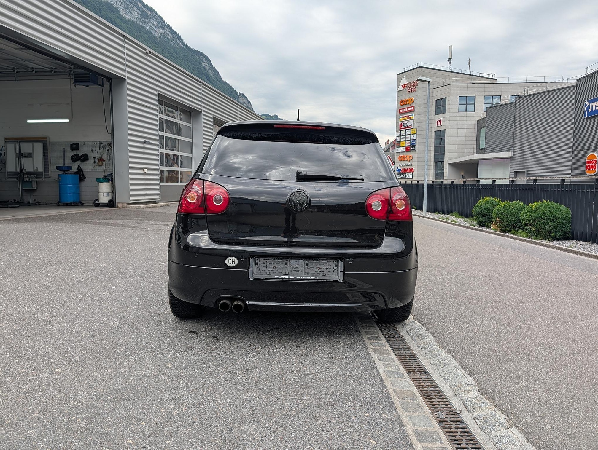 VW Golf GTI Edition 30 — zdjęcie 4