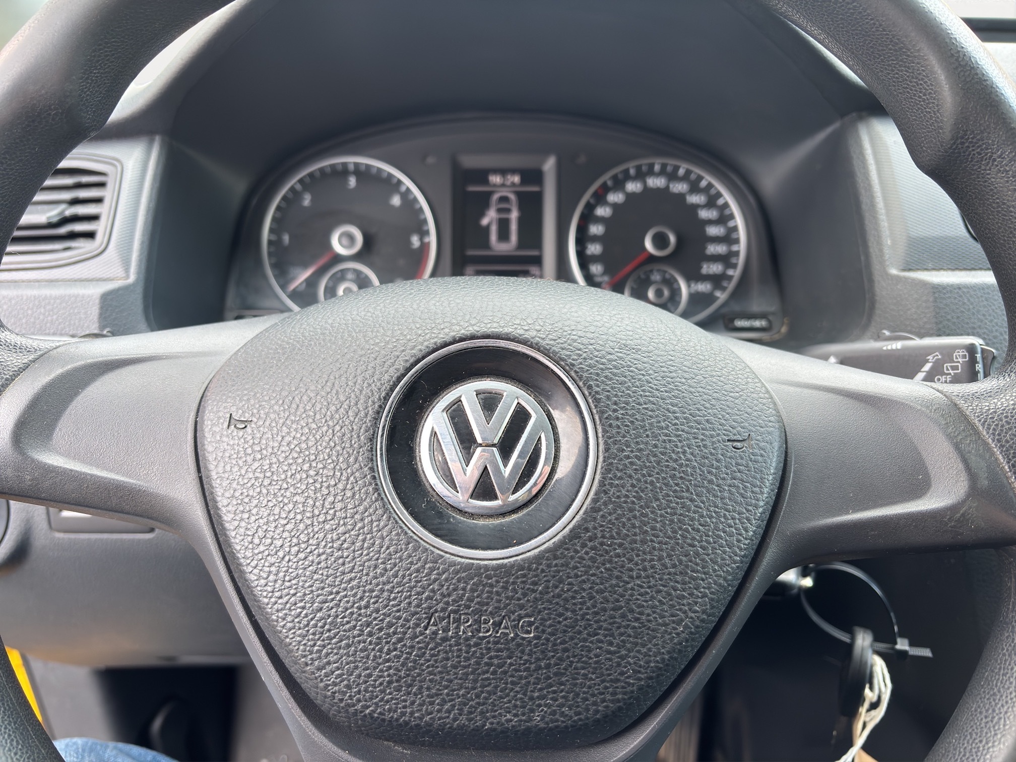VW CaddyMax 2.0TDI4M — zdjęcie 9
