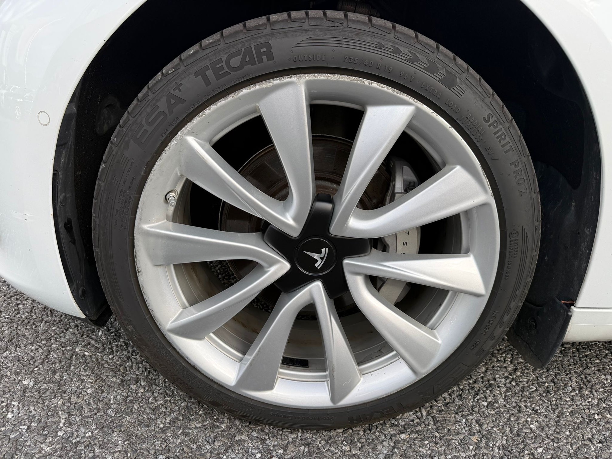TESLA Model 3 SR P — zdjęcie 14