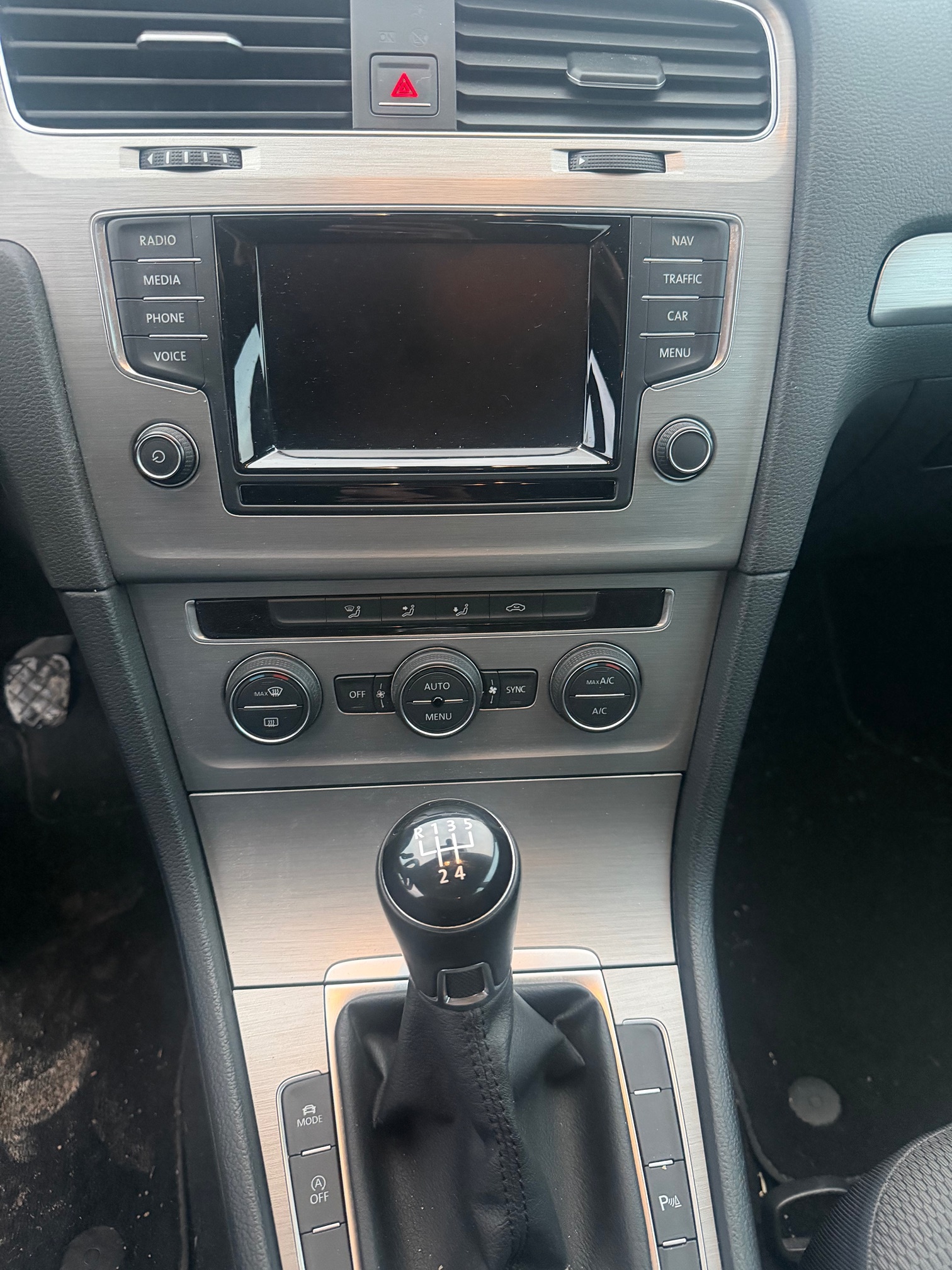 VW Golf Var. 1.6TDI — zdjęcie 13