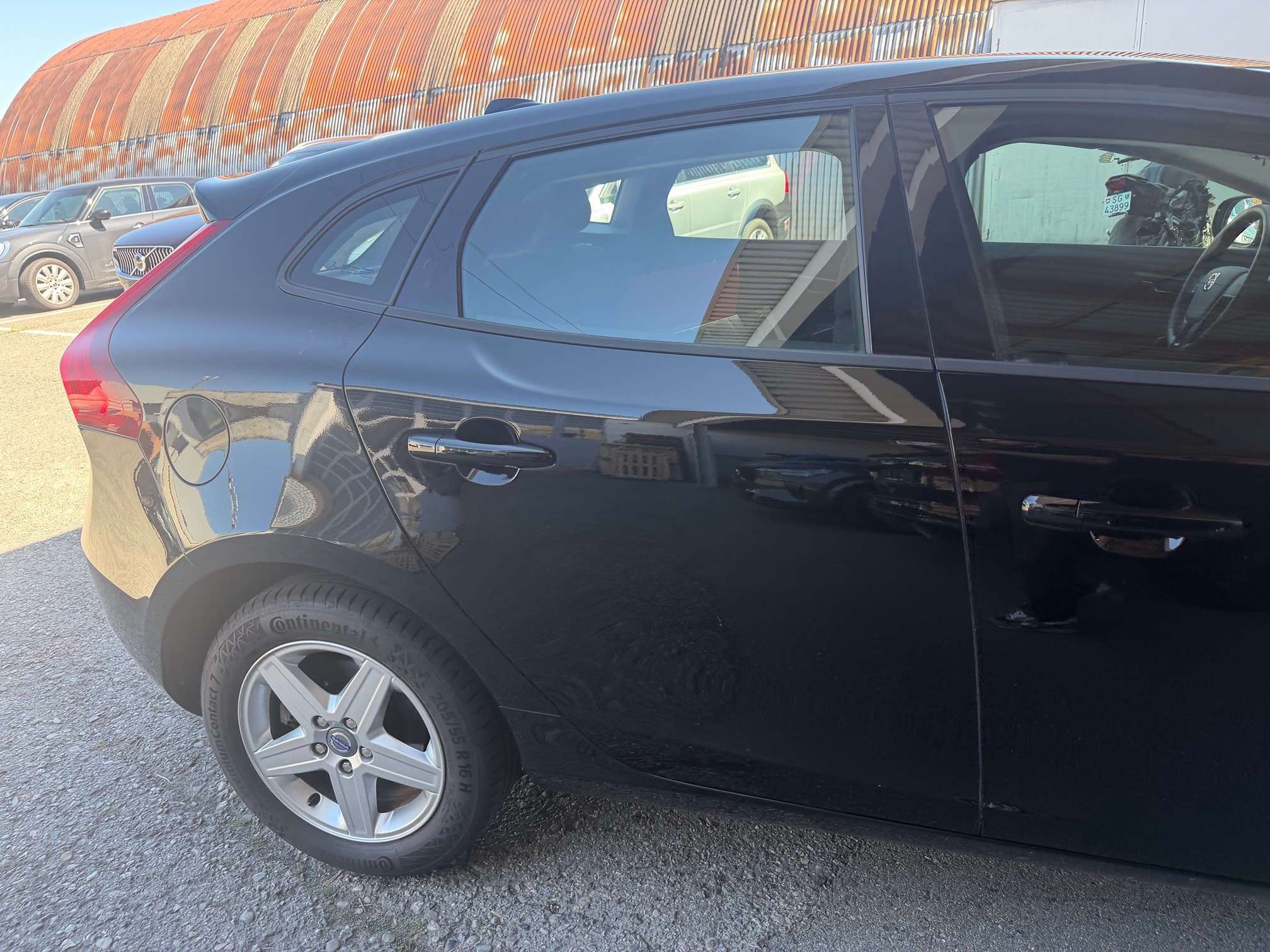 VOLVO V40 D3 — zdjęcie 6
