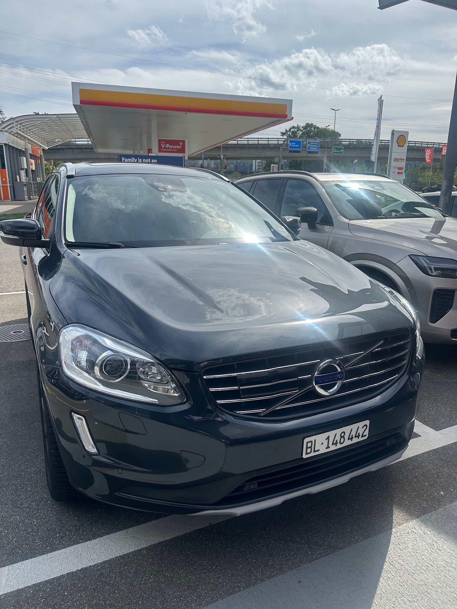 VOLVO XC60 D4