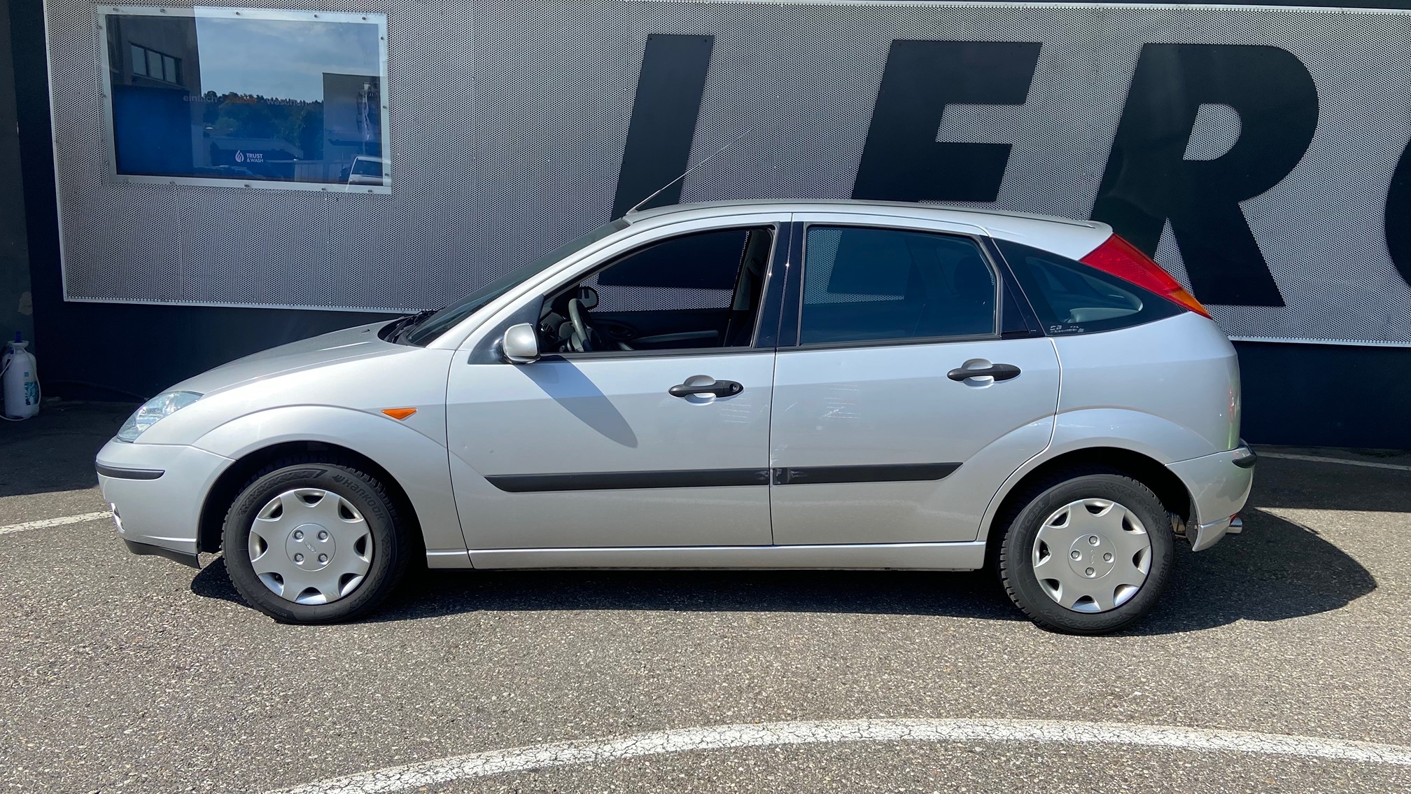 FORD Focus 2.0 16V — zdjęcie 3