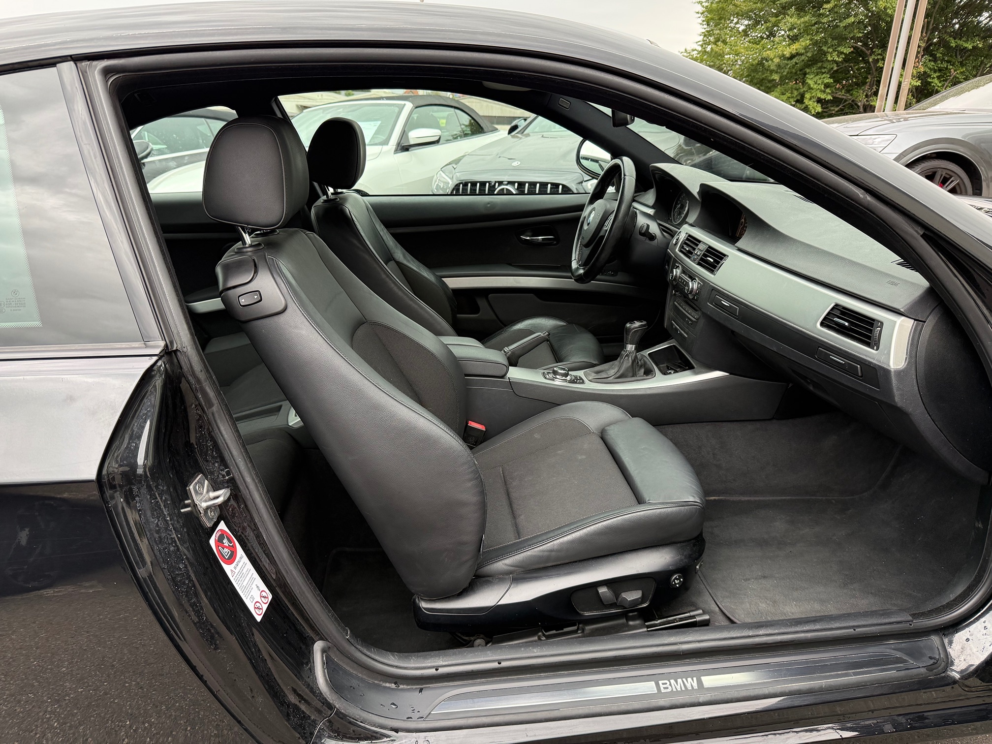 BMW 325i xDrive Coupé — zdjęcie 8