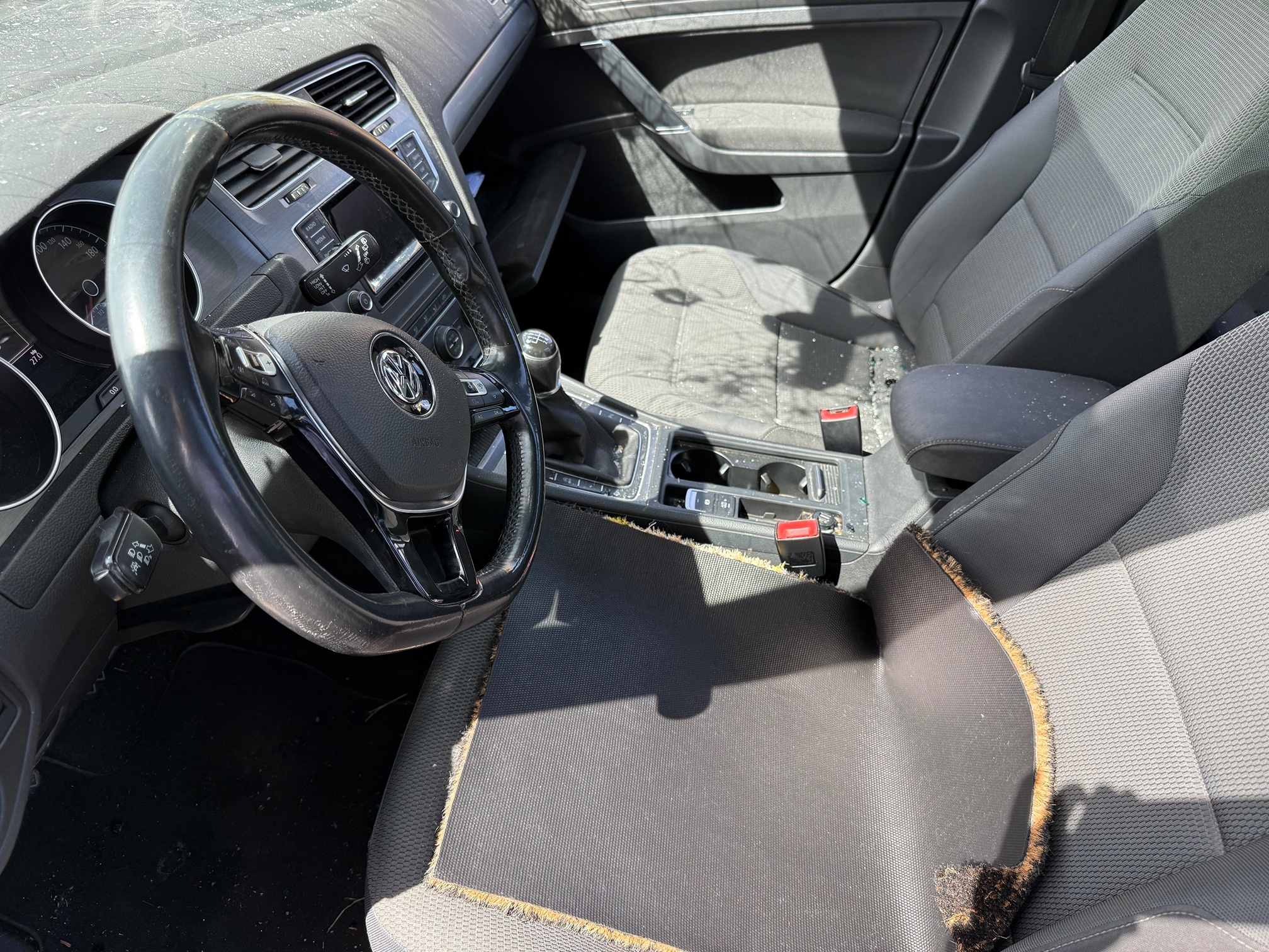 VW Golf 1.6 TDi — zdjęcie 5