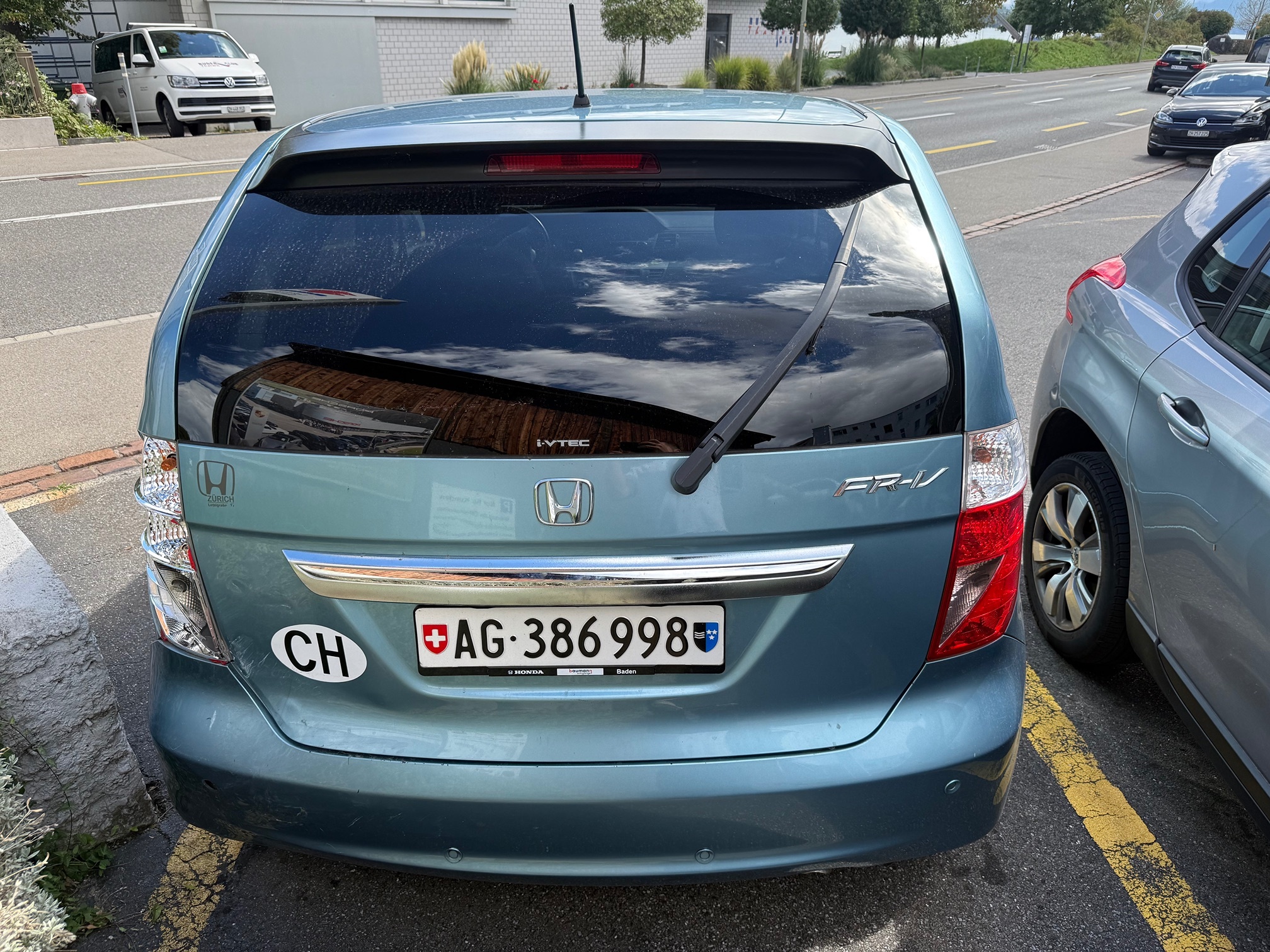HONDA FR-V 2.0 — zdjęcie 8