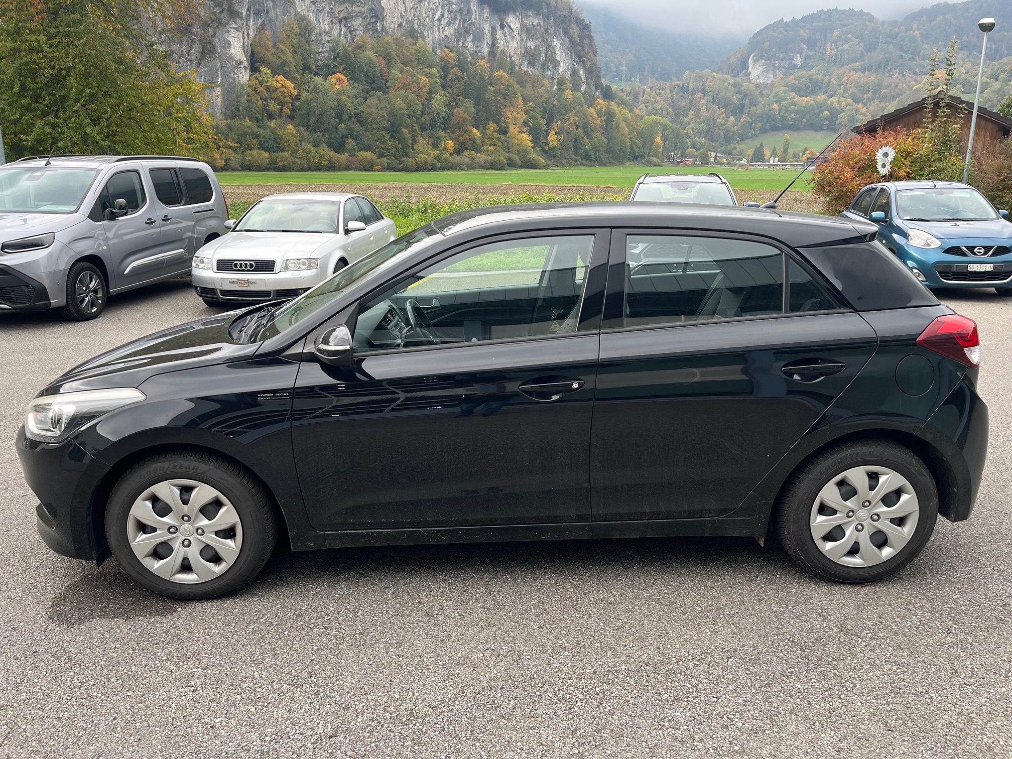 HYUNDAI i20 1.2 — zdjęcie 3