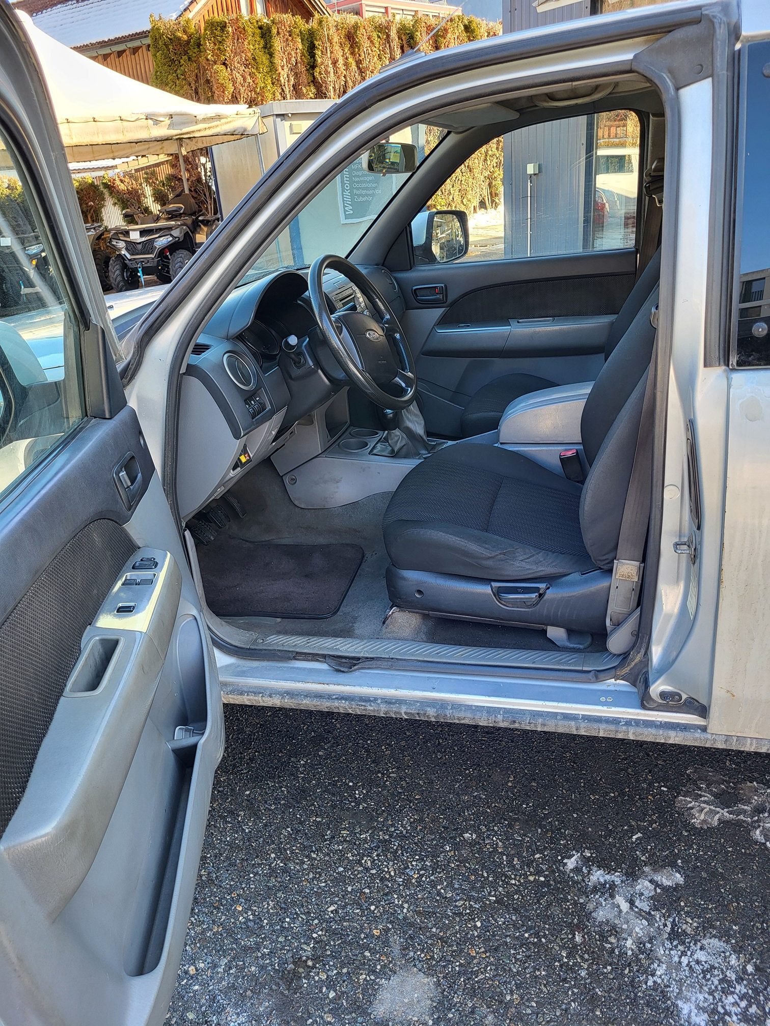 FORD Ranger 2.5 TDCi 4x4 — zdjęcie 6