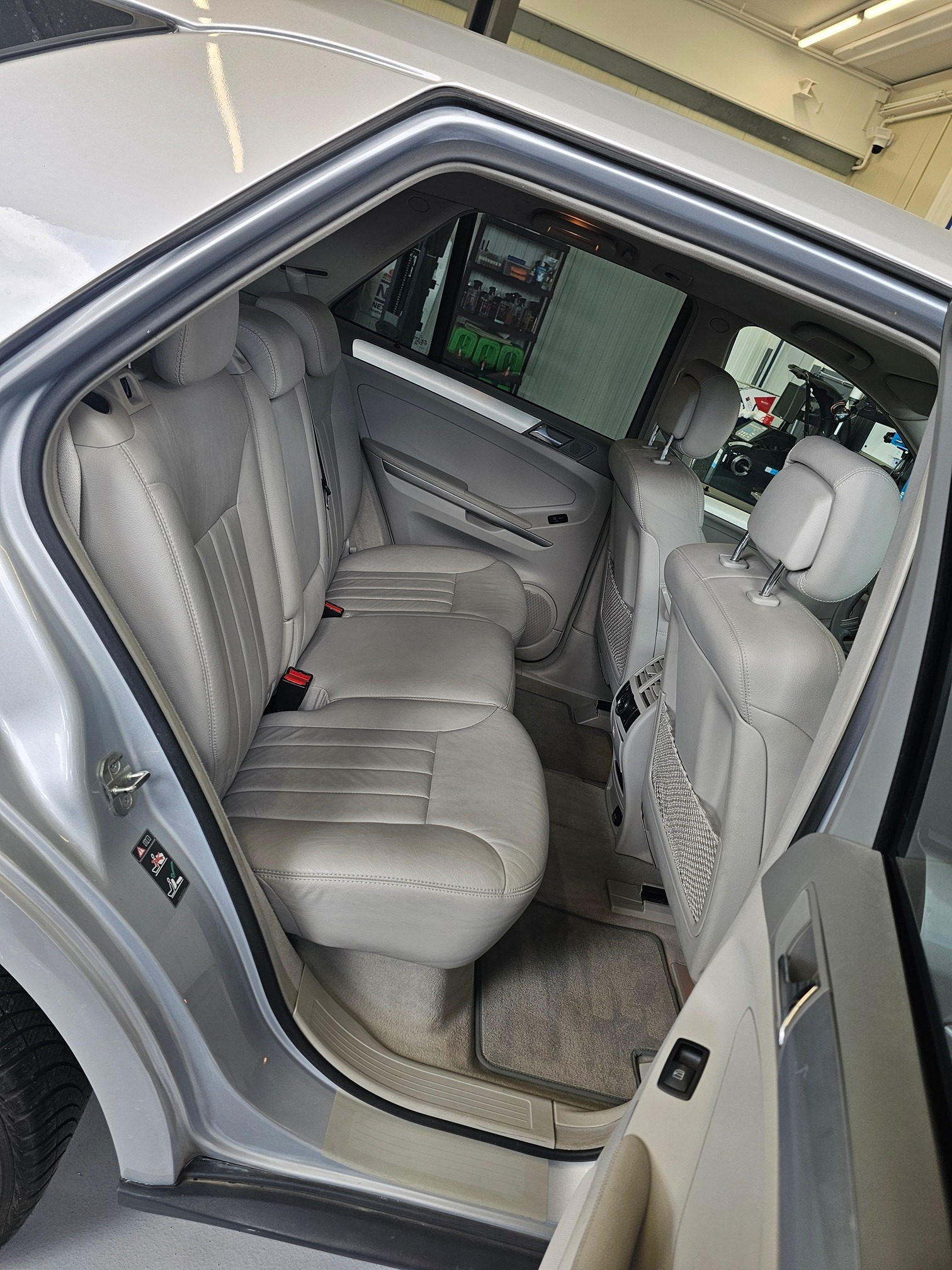 MERCEDES-BENZ ML 320 CDI — zdjęcie 15