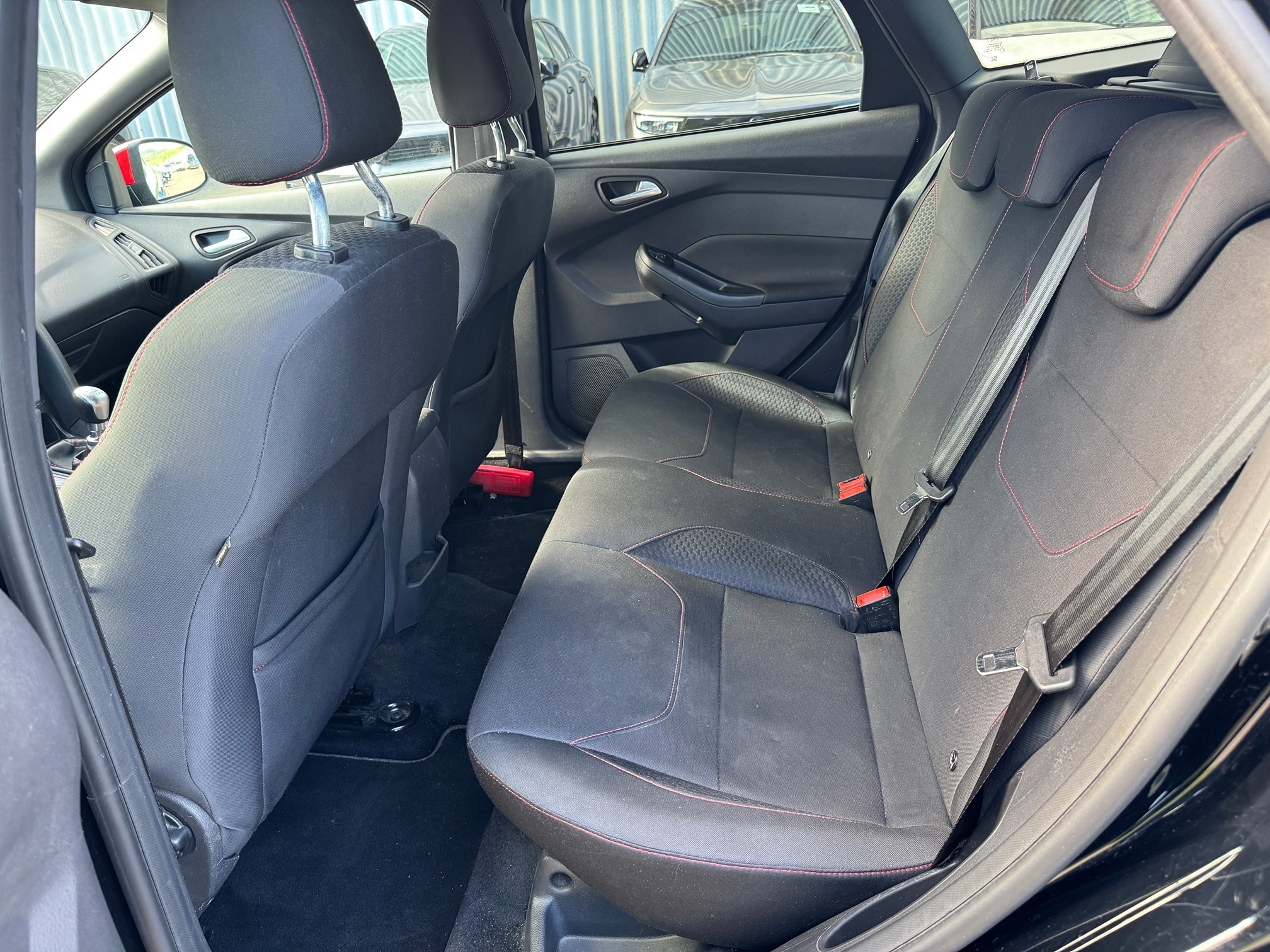 FORD Focus 1.5 SCTi — zdjęcie 11