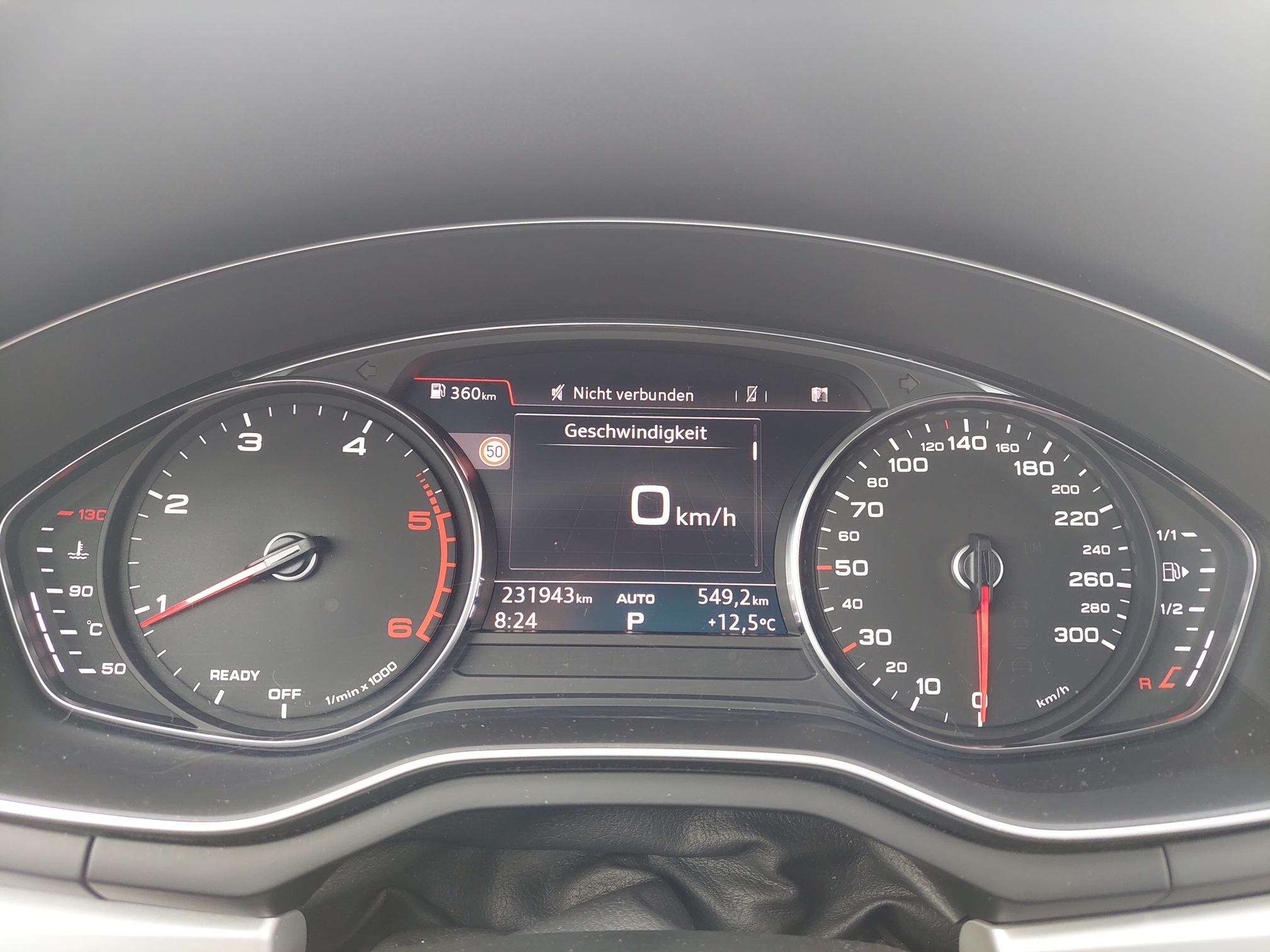 AUDI A4 AV 40 TDI quattro  — zdjęcie 15
