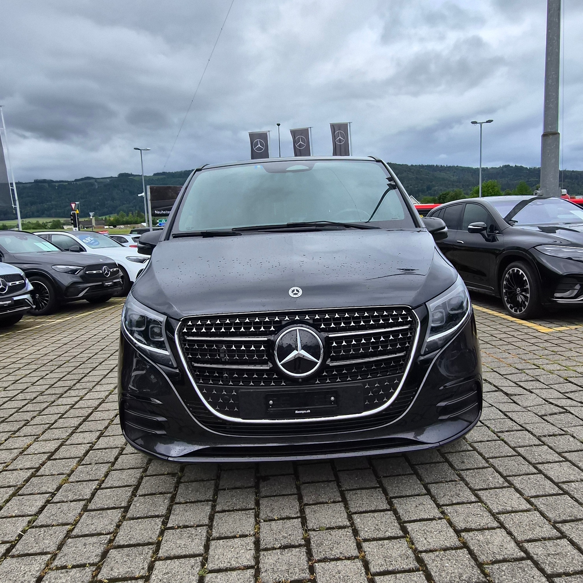 MERCEDES-BENZ V-Klasse 300d Exclusive lang 4M  — zdjęcie 2