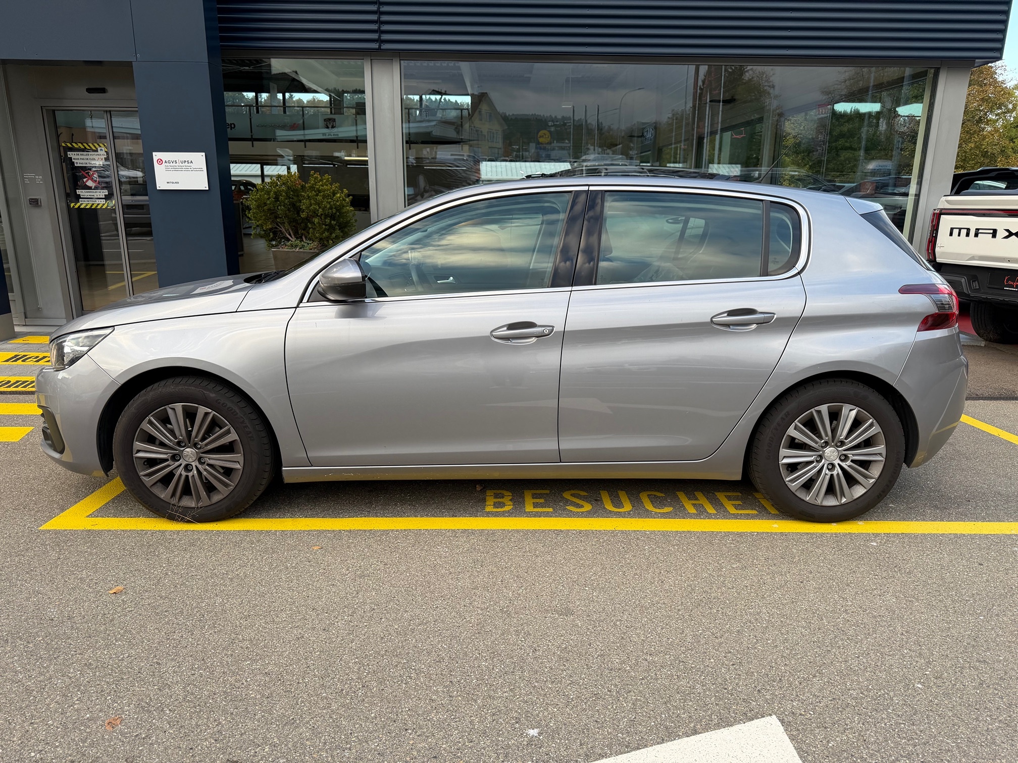 PEUGEOT 308 1.2i STT — zdjęcie 8