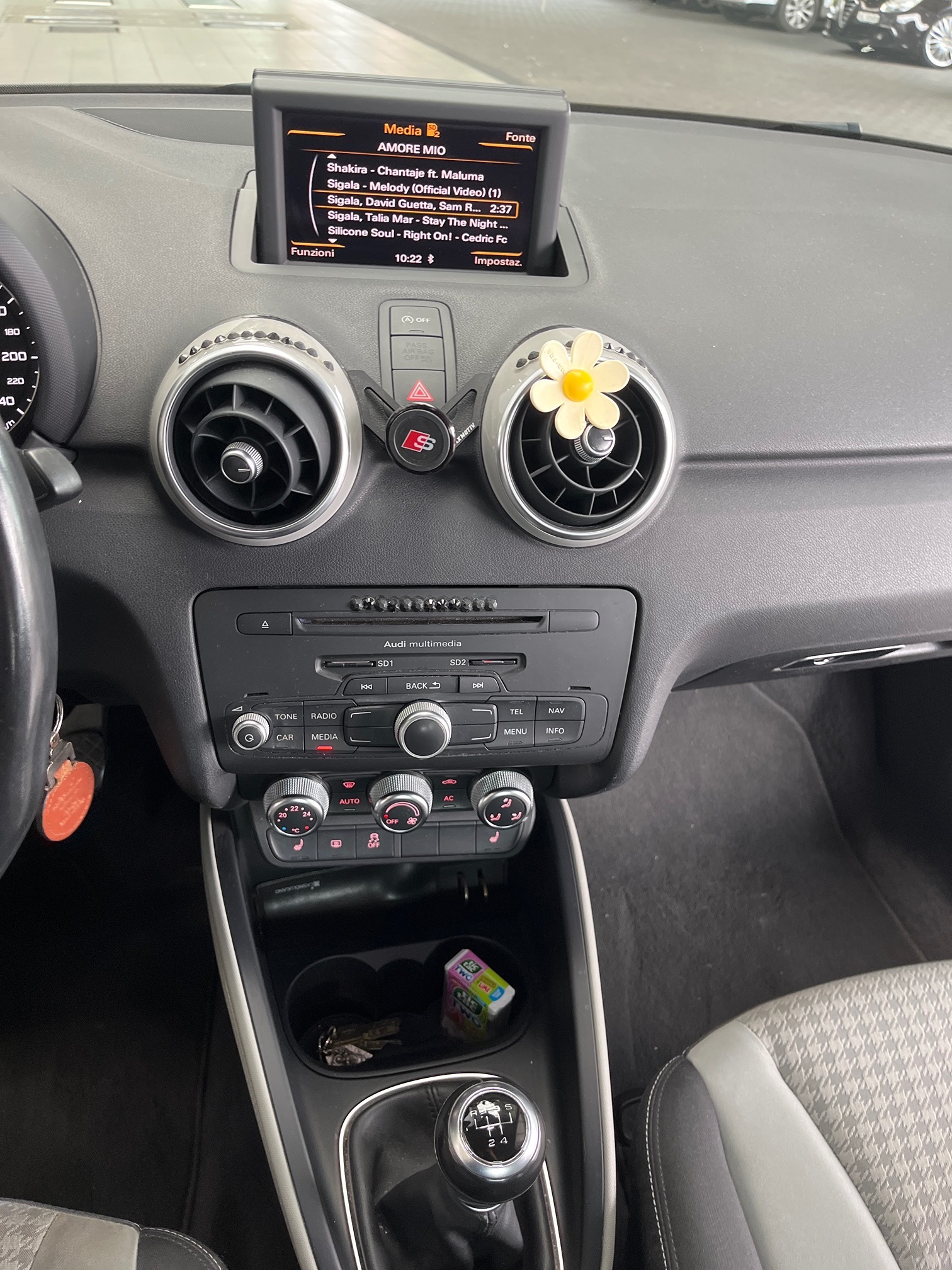 AUDI A1 1.6 SB D 99GR. — zdjęcie 10