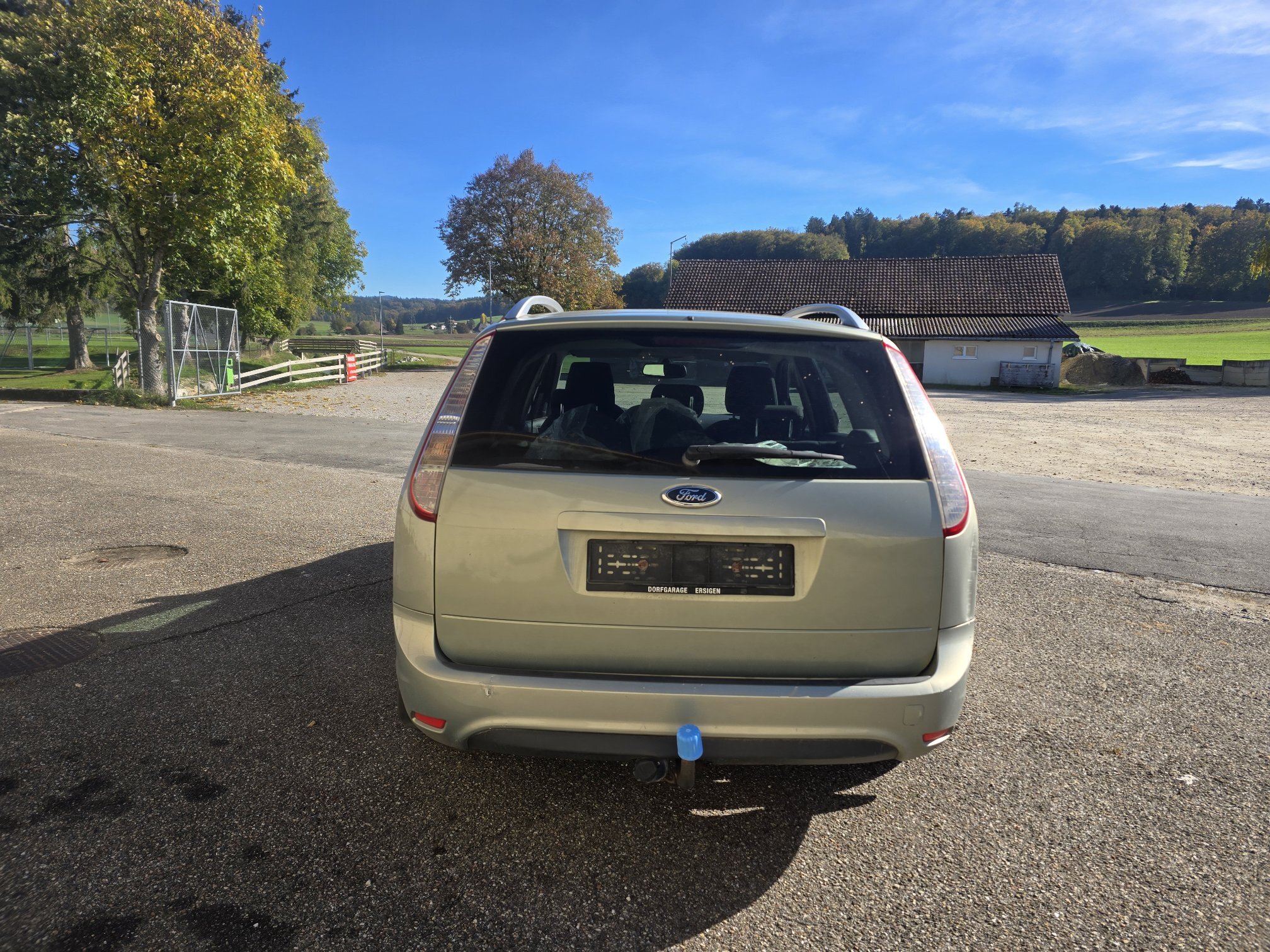 FORD Focus 2.0i 16V — zdjęcie 6