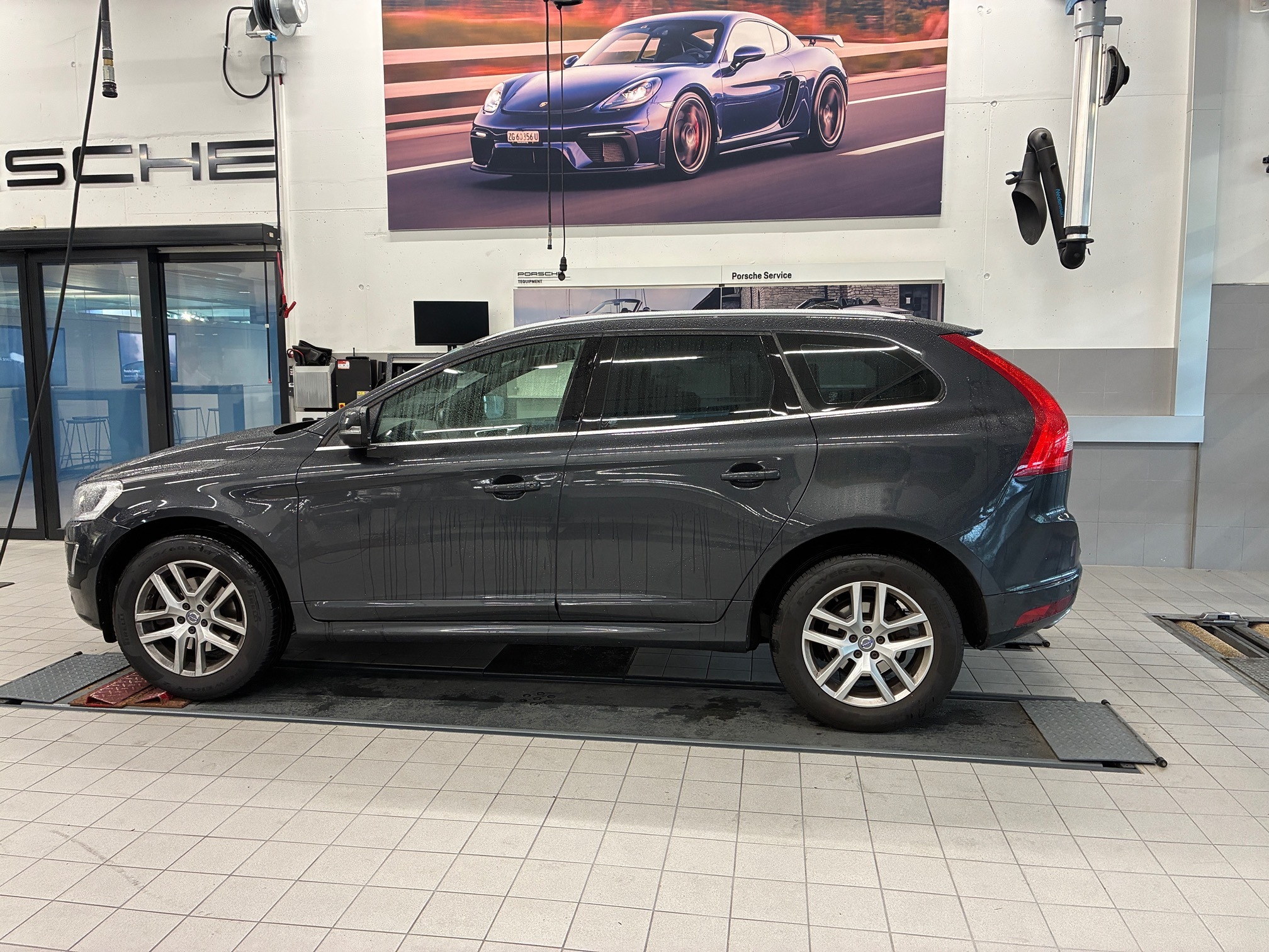 VOLVO XC60 — zdjęcie 6