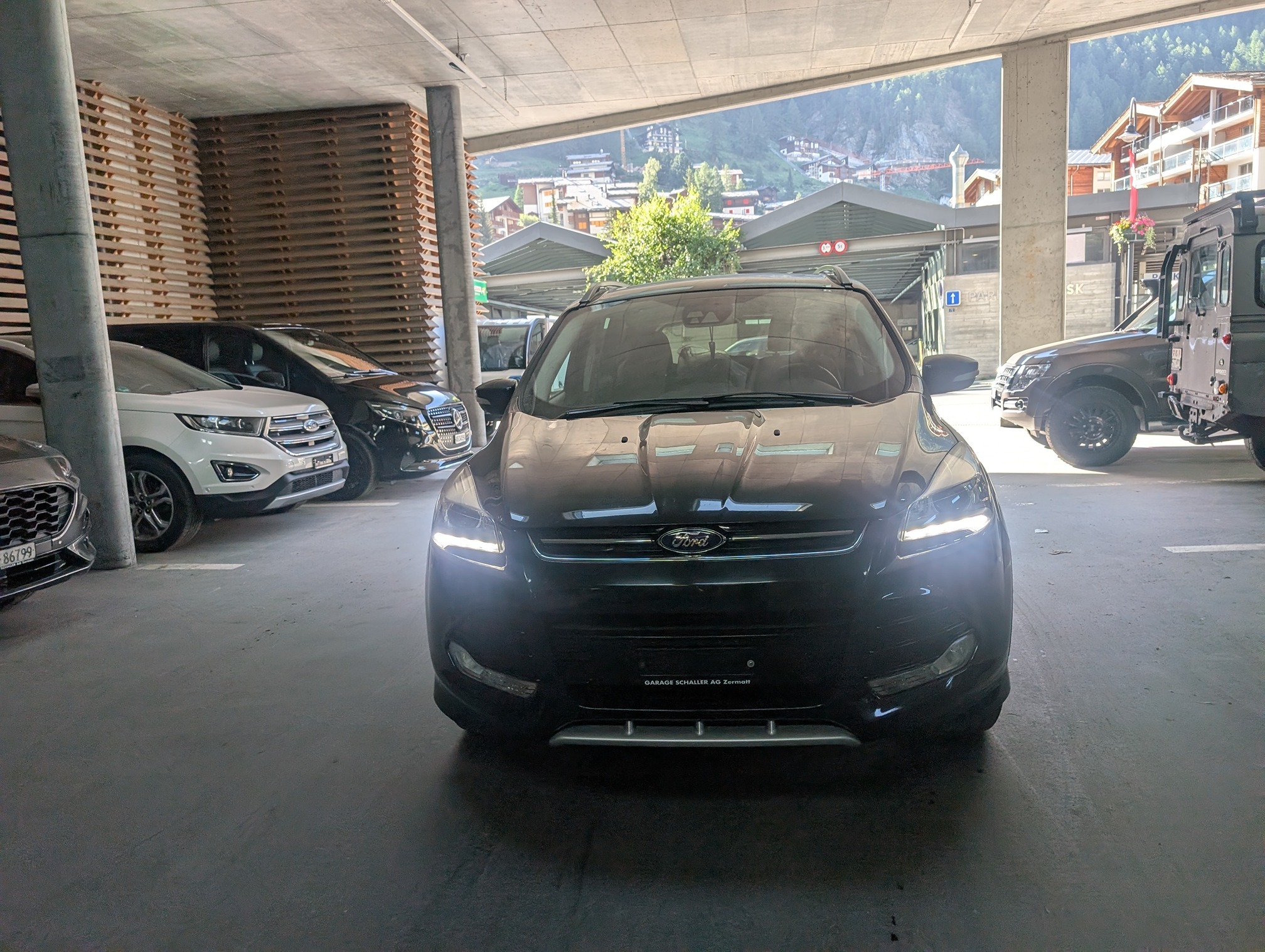 FORD Kuga 2.0 TDCi 4x4 — zdjęcie 2
