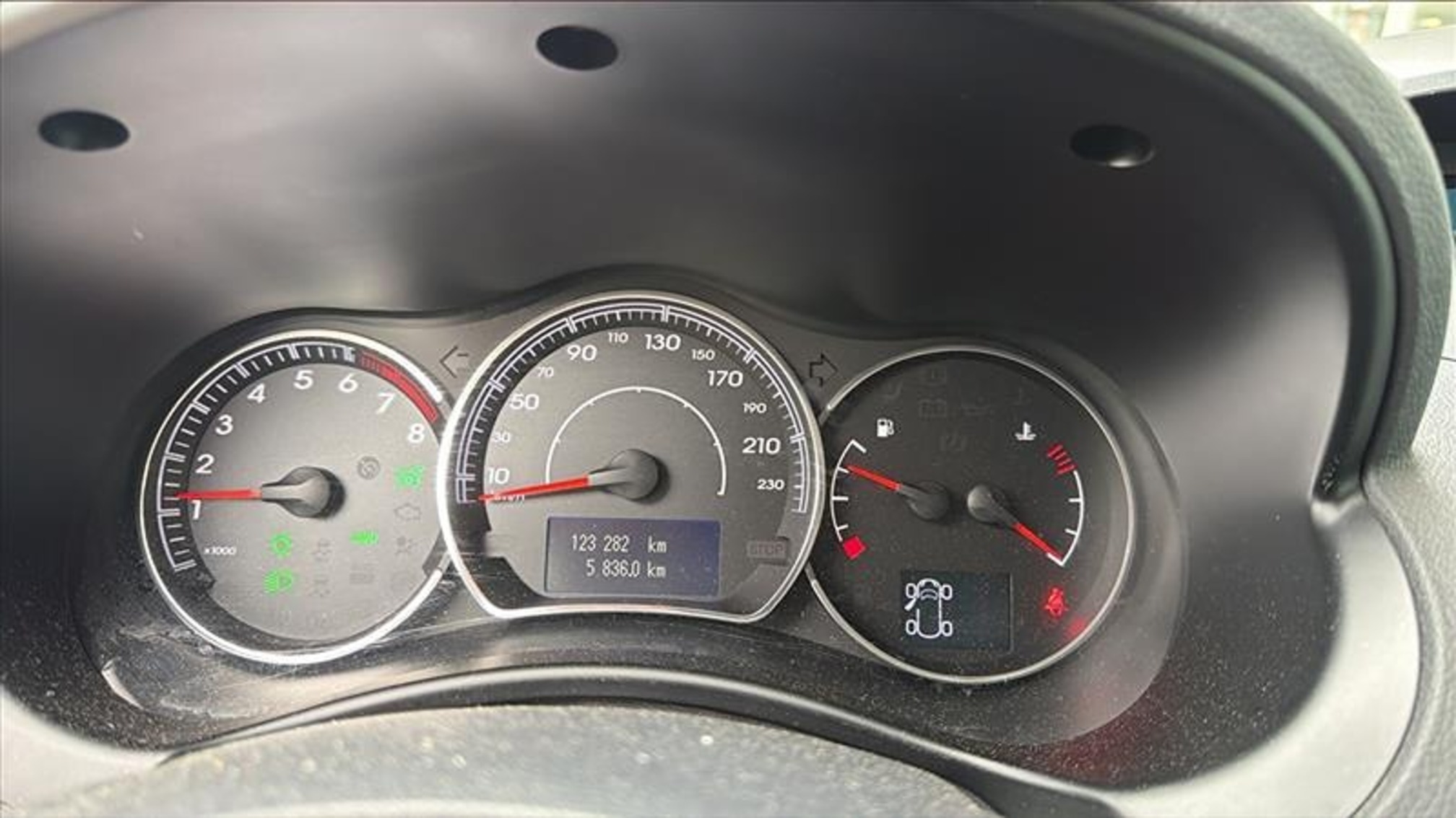 RENAULT Koleos 2.5 4x4 — zdjęcie 12