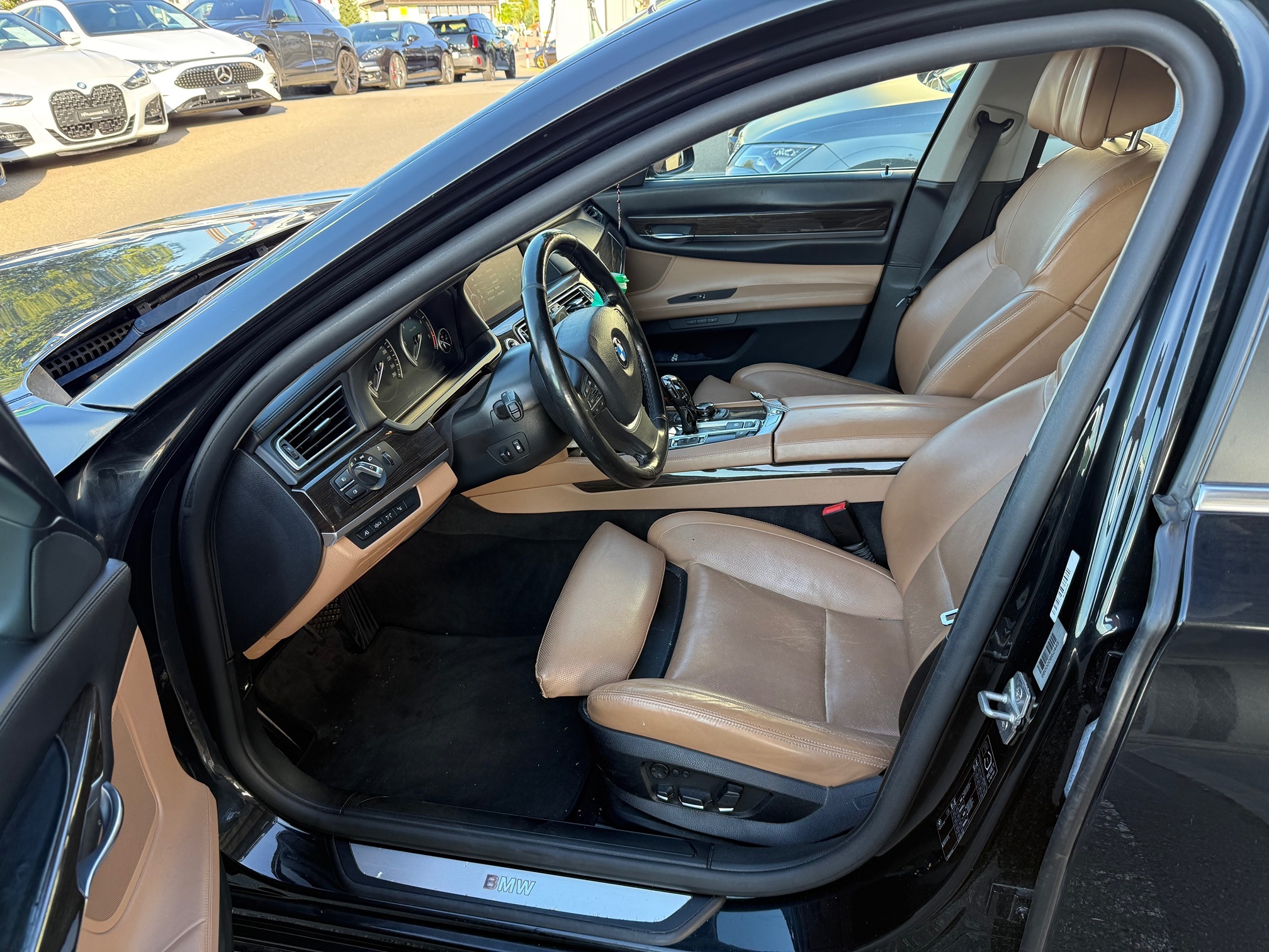 BMW 730d — zdjęcie 9