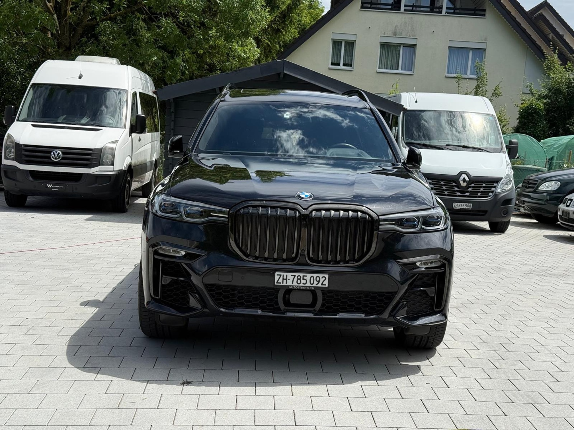 BMW X7 xDrive40d — zdjęcie 1