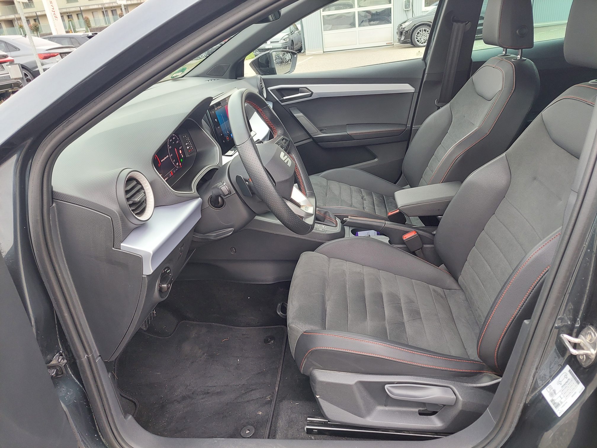 SEAT IBIZA — zdjęcie 9