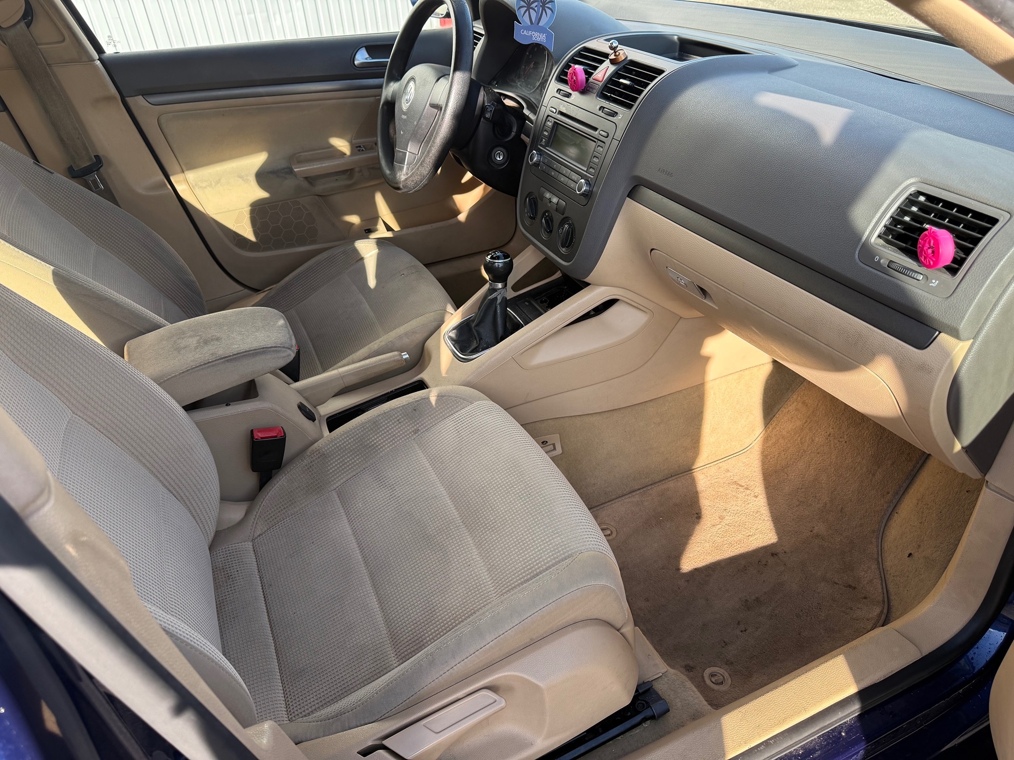 VW Jetta 2.0FSI — zdjęcie 10