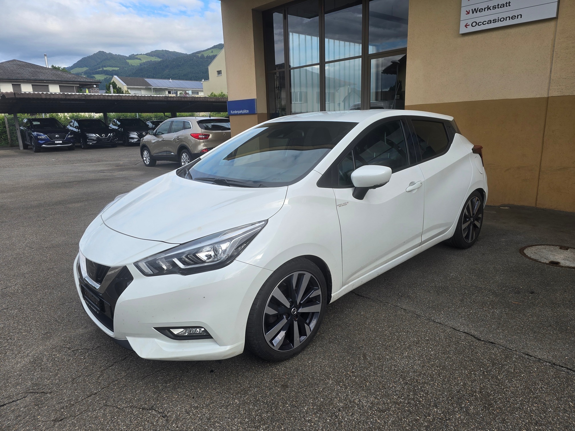 NISSAN Micra — zdjęcie 1