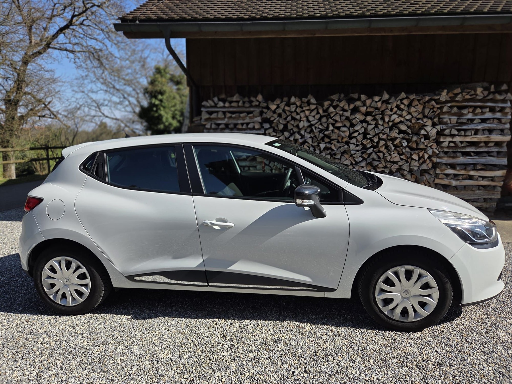 RENAULT Clio 1.5dCi 90 — zdjęcie 9