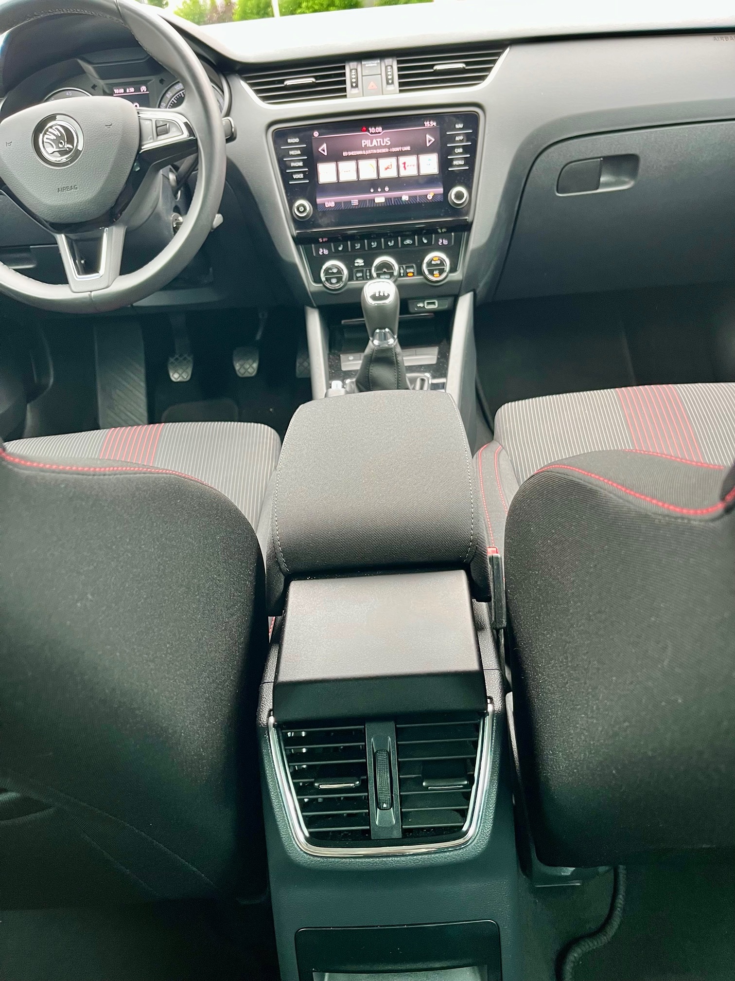 SKODA Octavia C 1.5TSI 150PS  6 Gang( MFK 10.2025) — zdjęcie 12