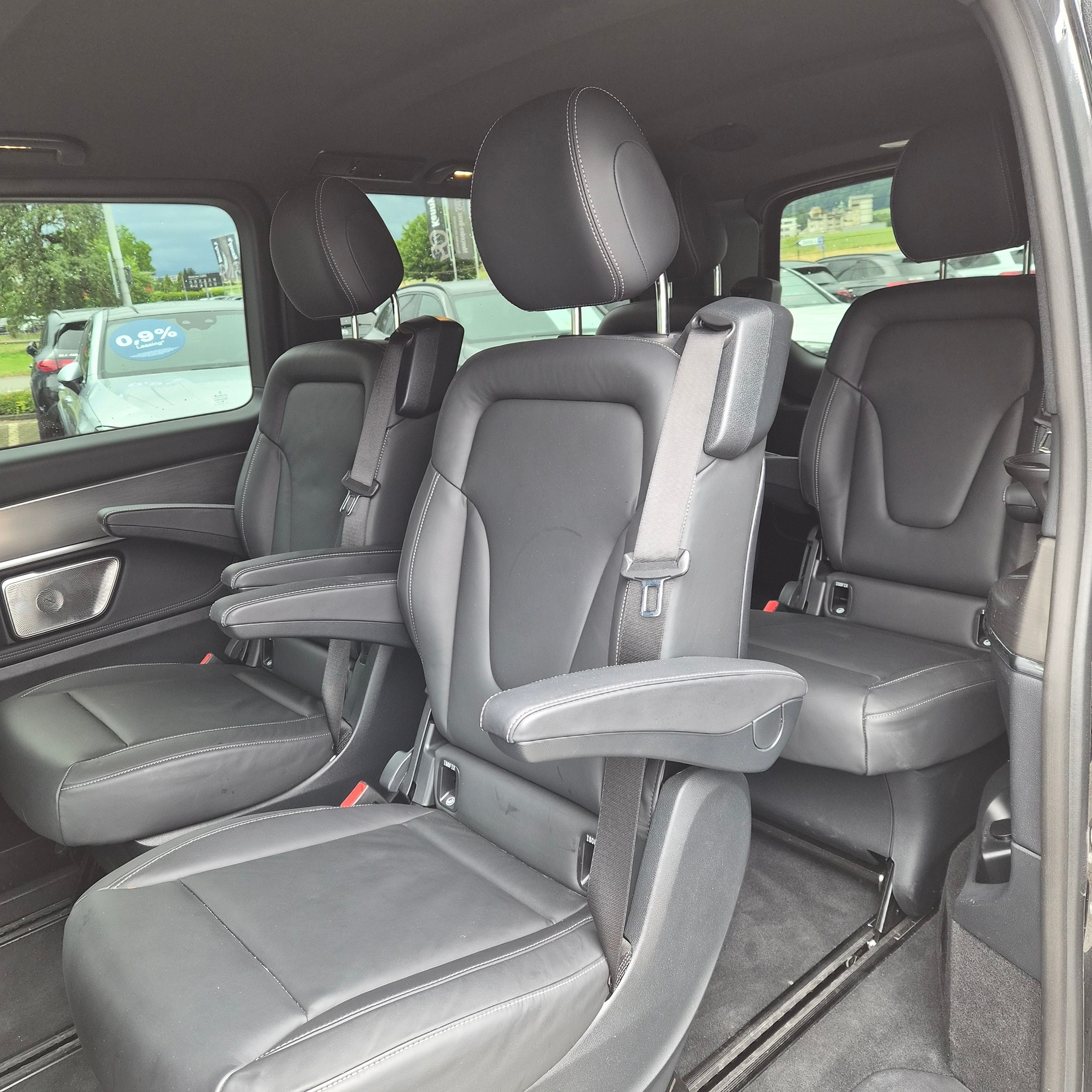 MERCEDES-BENZ V-Klasse 300d Exclusive lang 4M  — zdjęcie 6