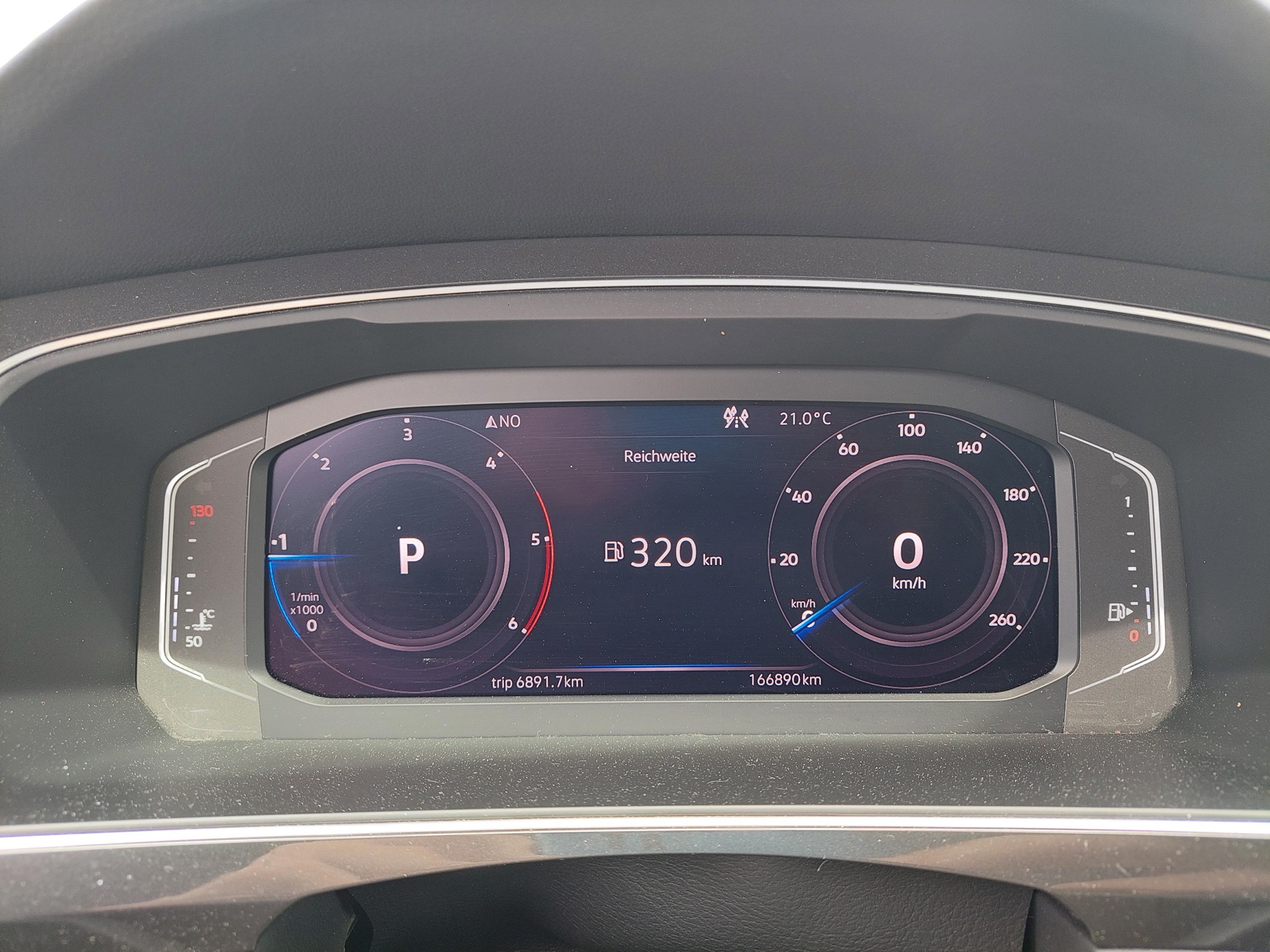 VW Tiguan 2.0 TDI 4M — zdjęcie 15