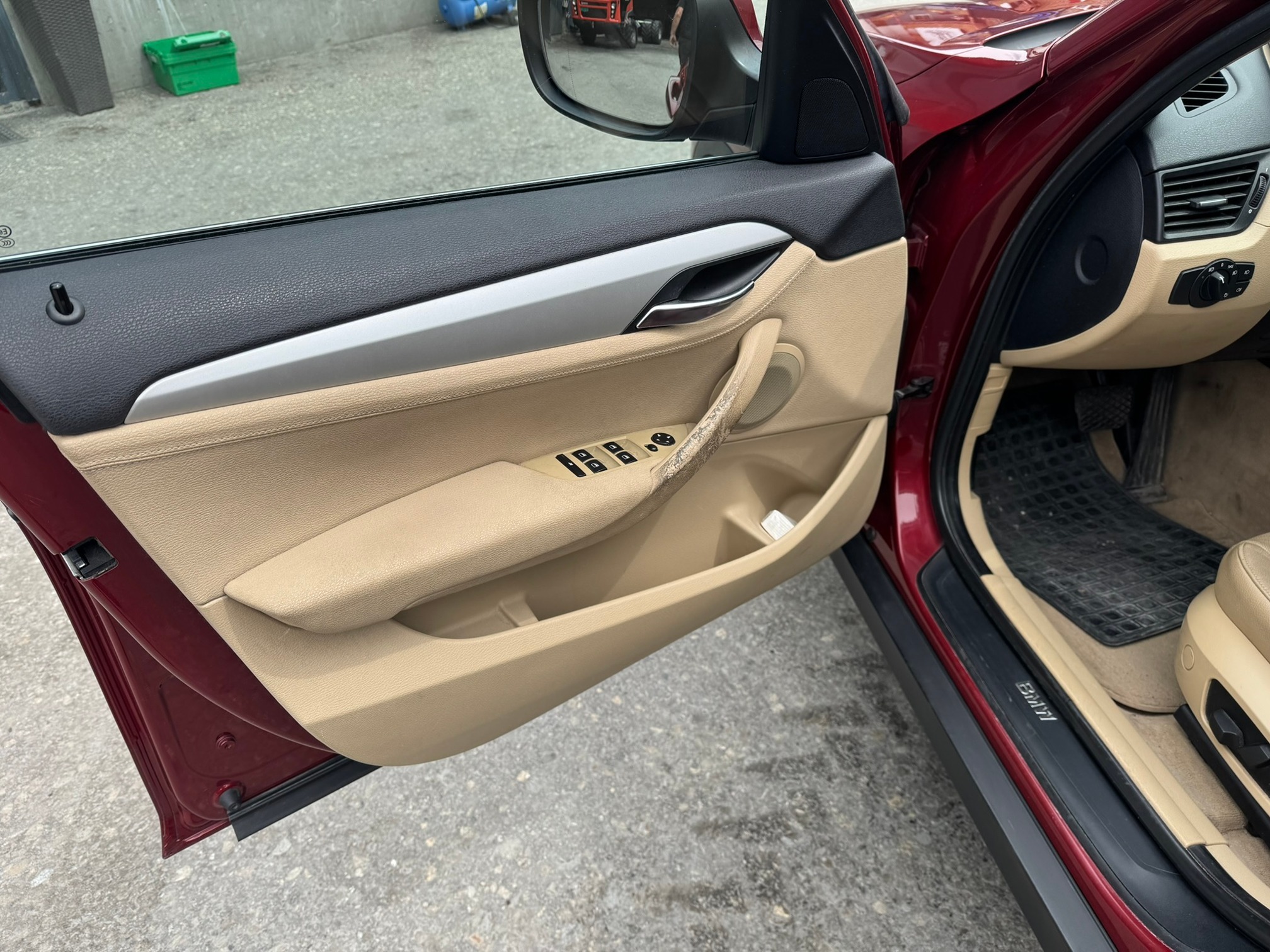 BMW X1 xDrive23d — zdjęcie 11