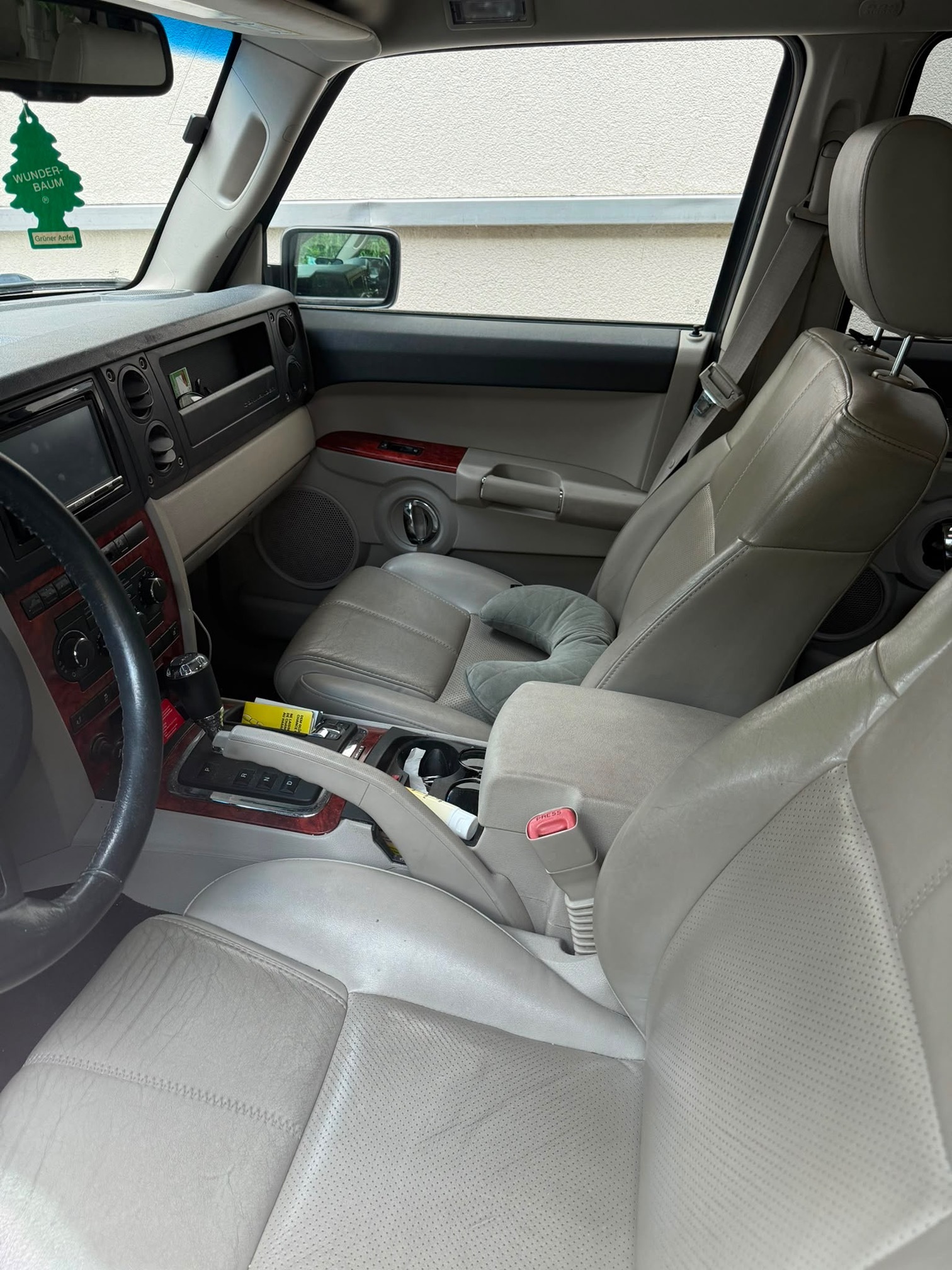 JEEP Commander 3.0CRD — zdjęcie 12