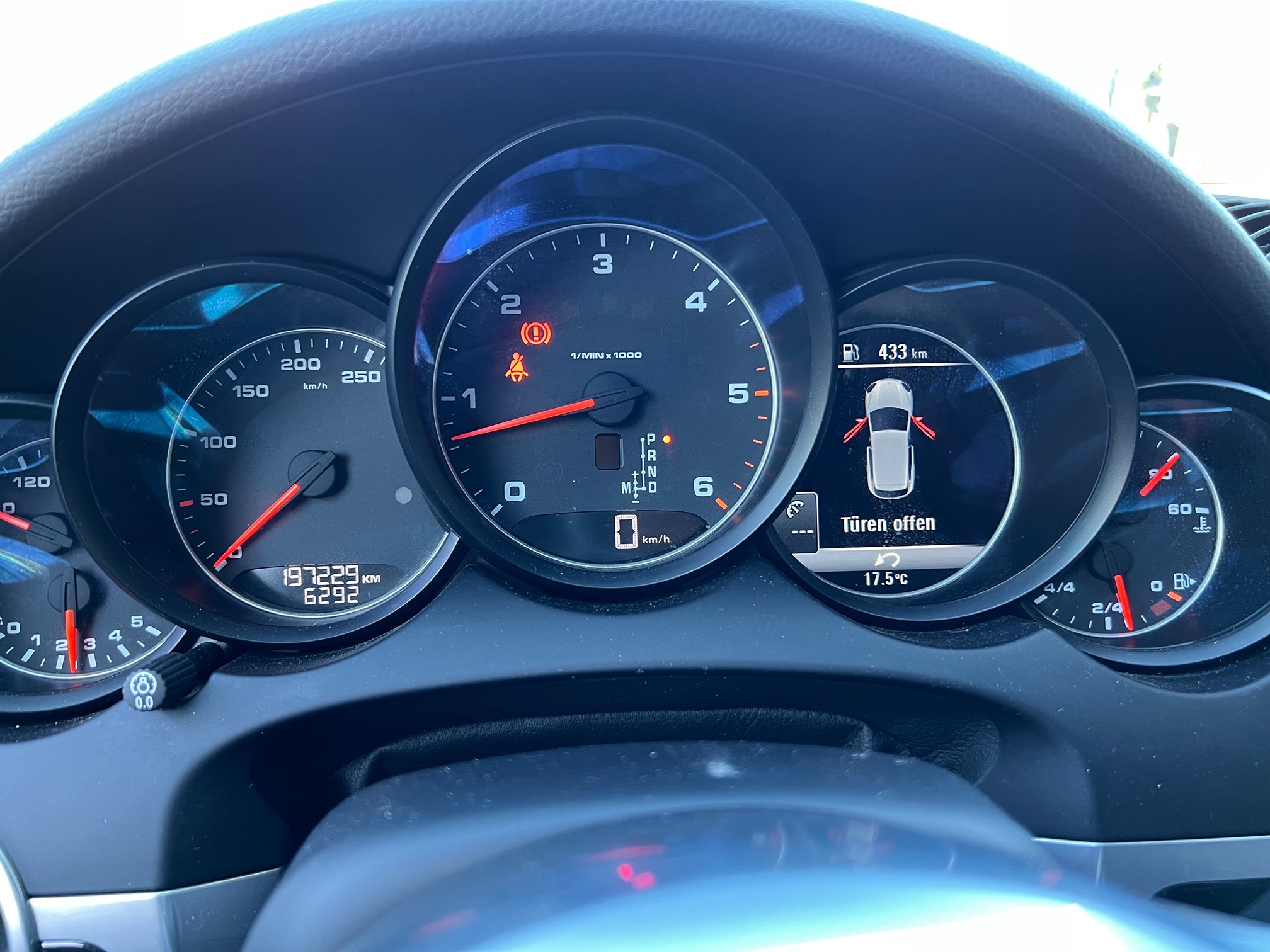 PORSCHE Cayenne Diesel — zdjęcie 13