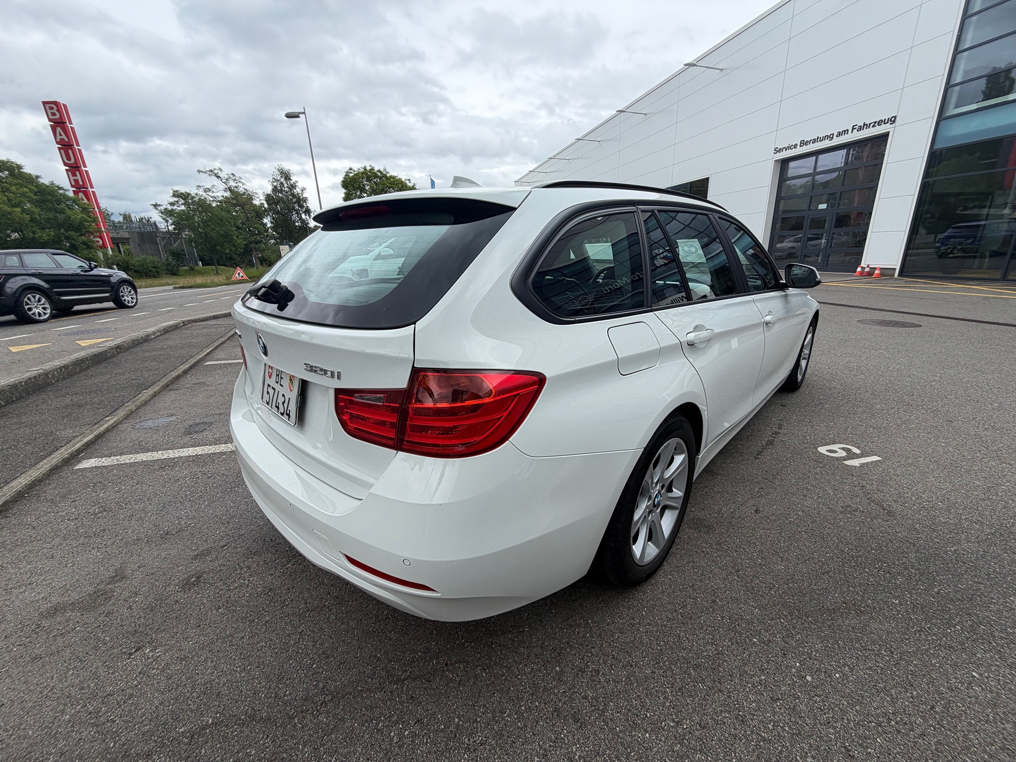 BMW 320i xDrive — zdjęcie 7