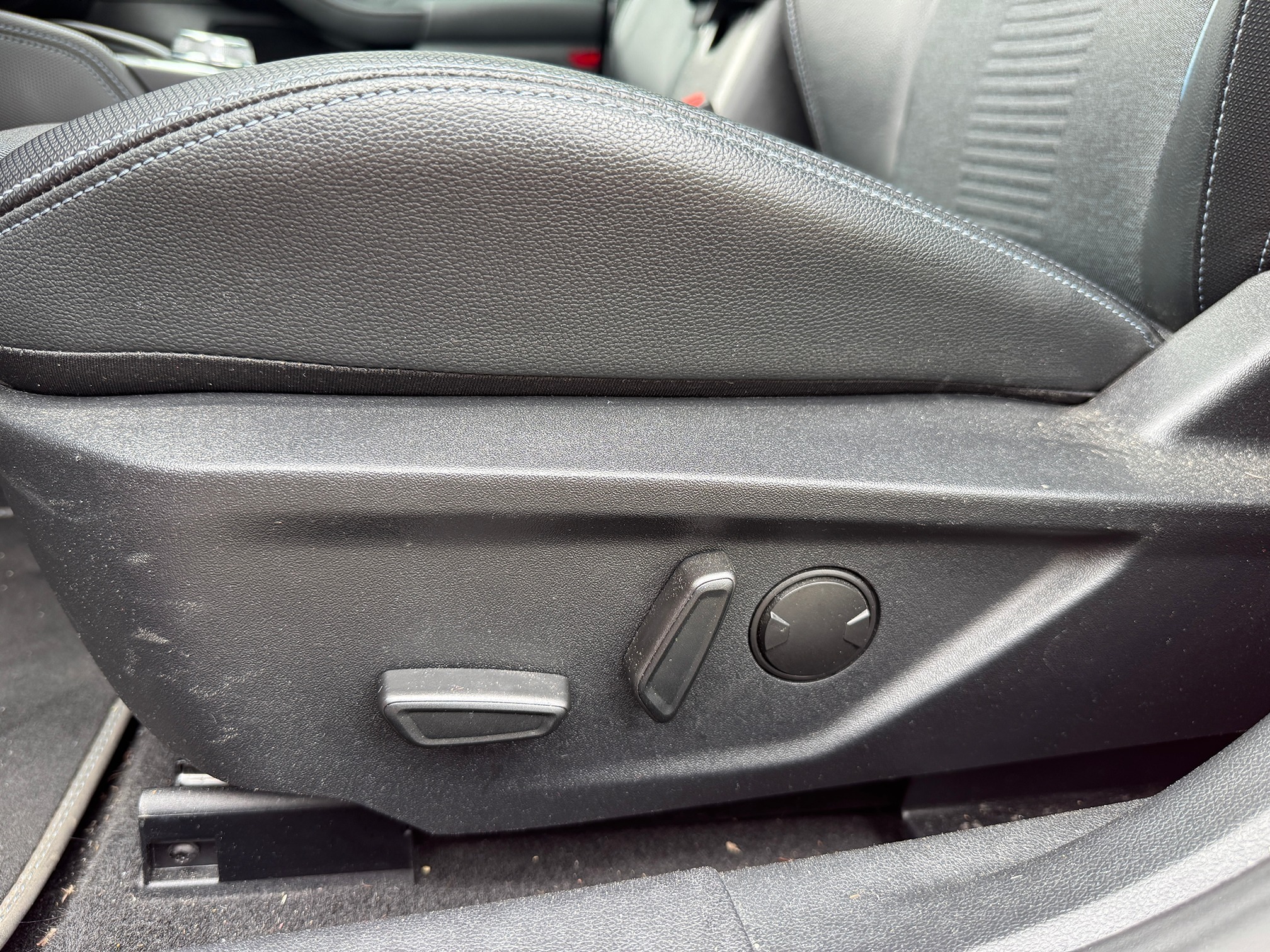 FORD Focus 1.5 SCTi — zdjęcie 5
