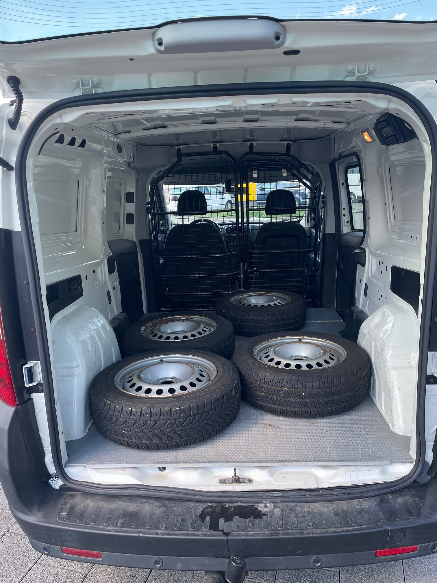 OPEL Combo D 1.6 CDTI — zdjęcie 12
