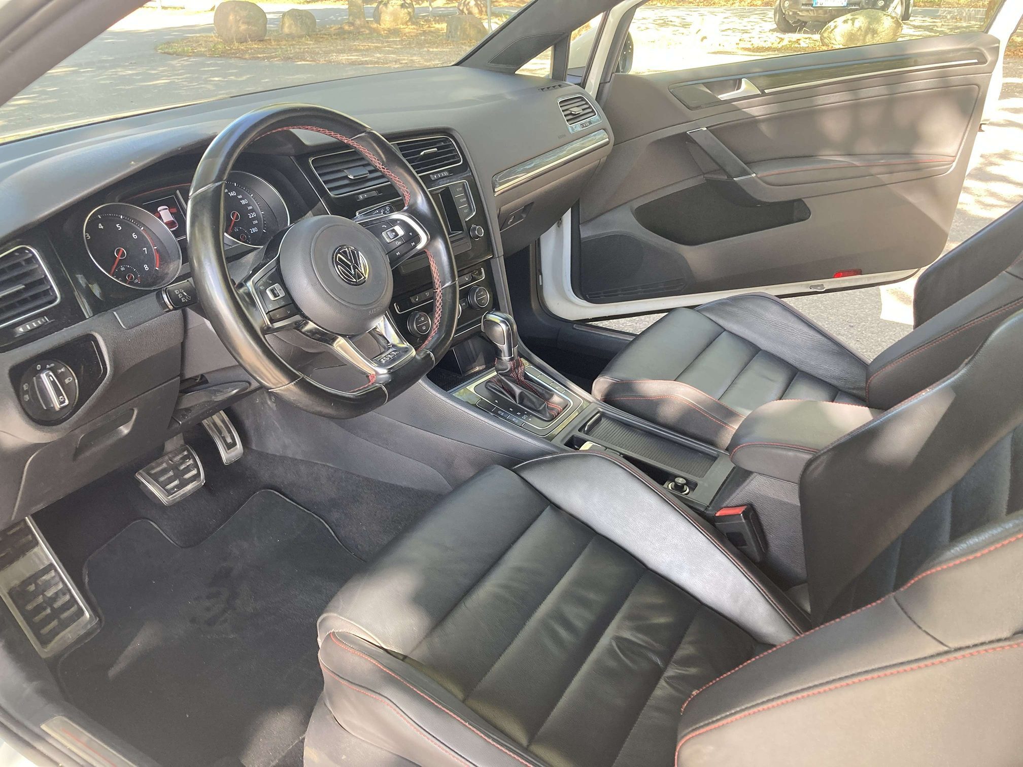 VW GOLF VII 2.0 TSI GTI 3-Türer — zdjęcie 6
