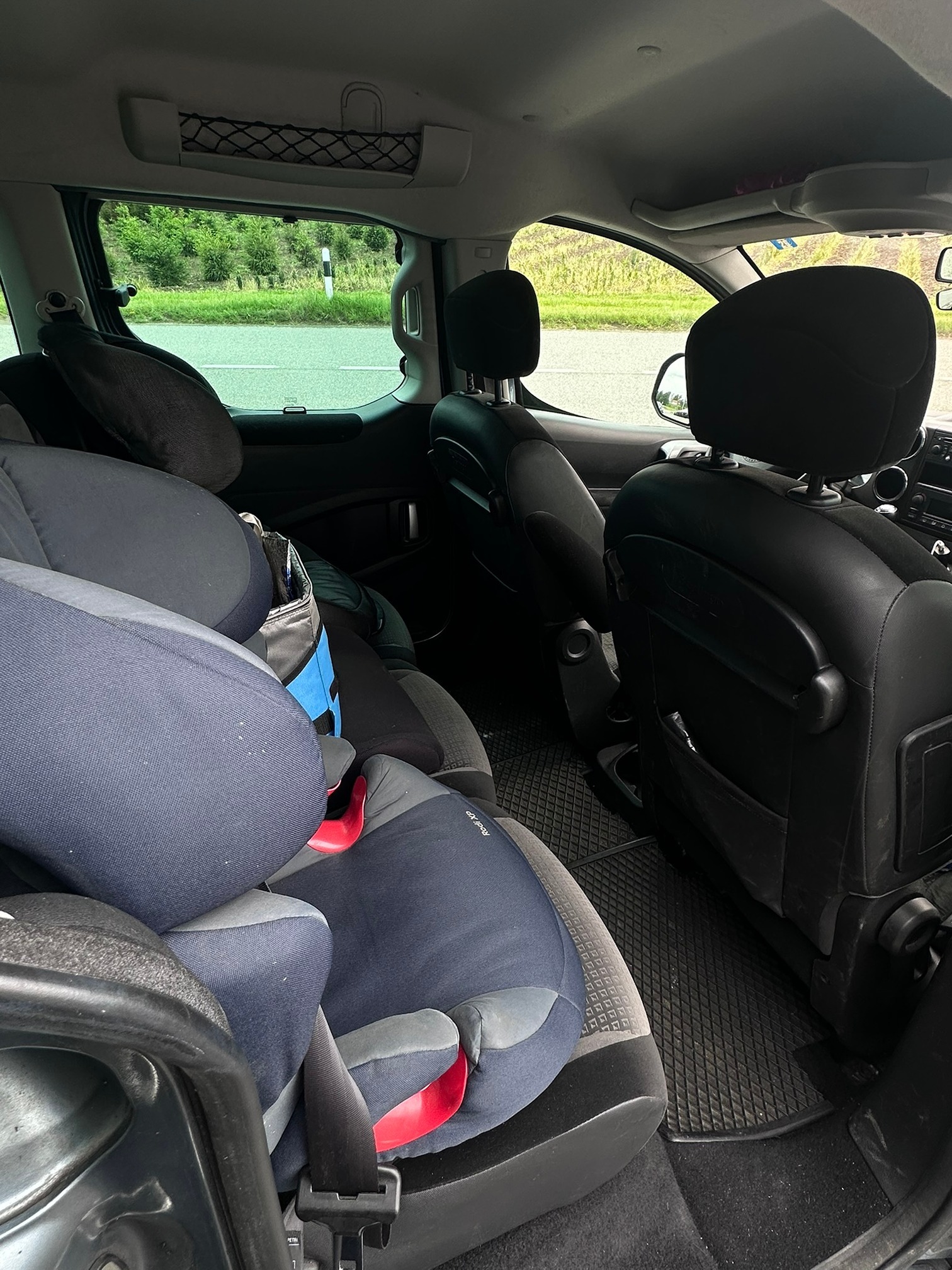 CITROEN Berlingo1.6HDi110 — zdjęcie 9