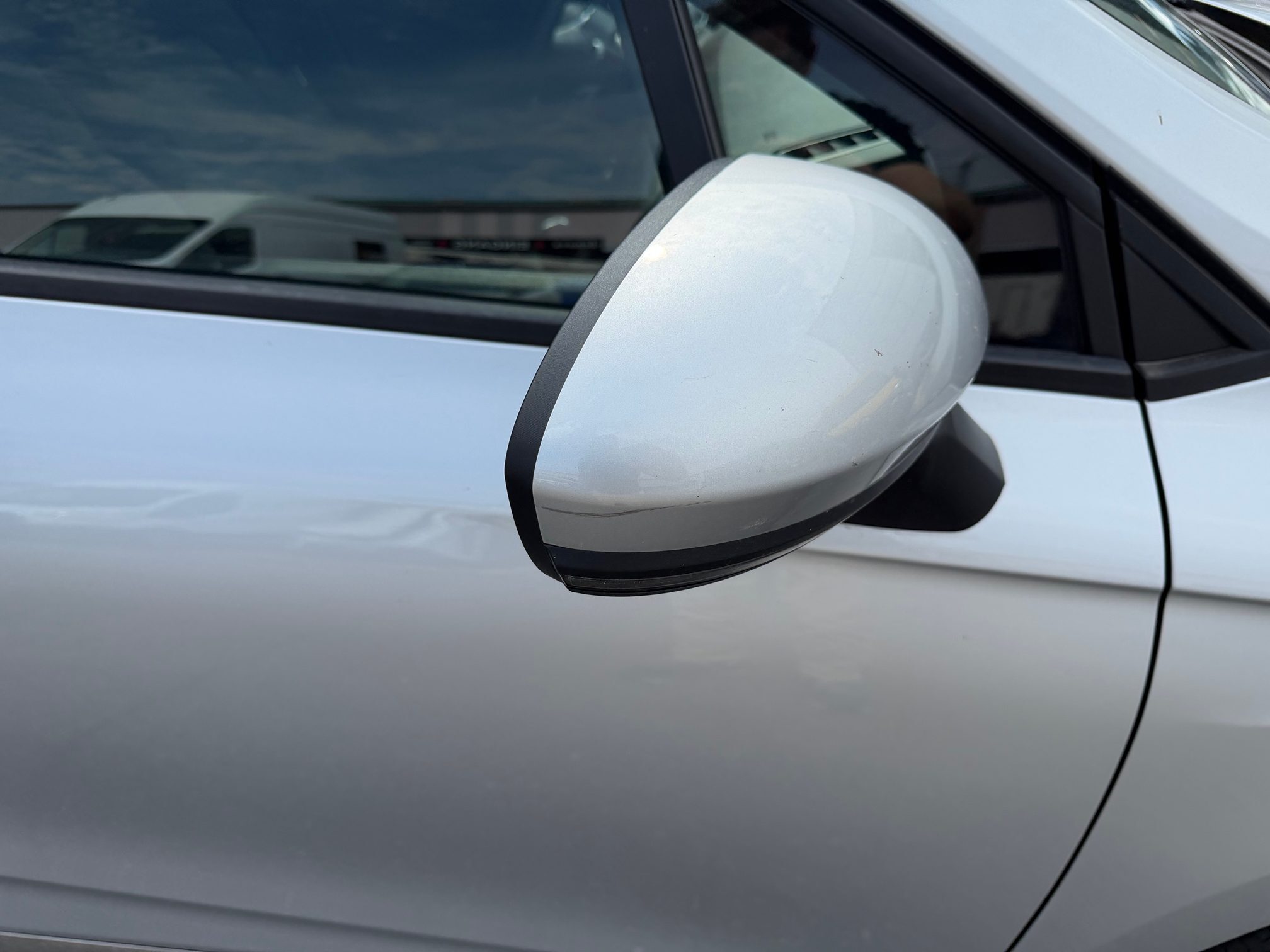 RENAULT Clio — zdjęcie 14