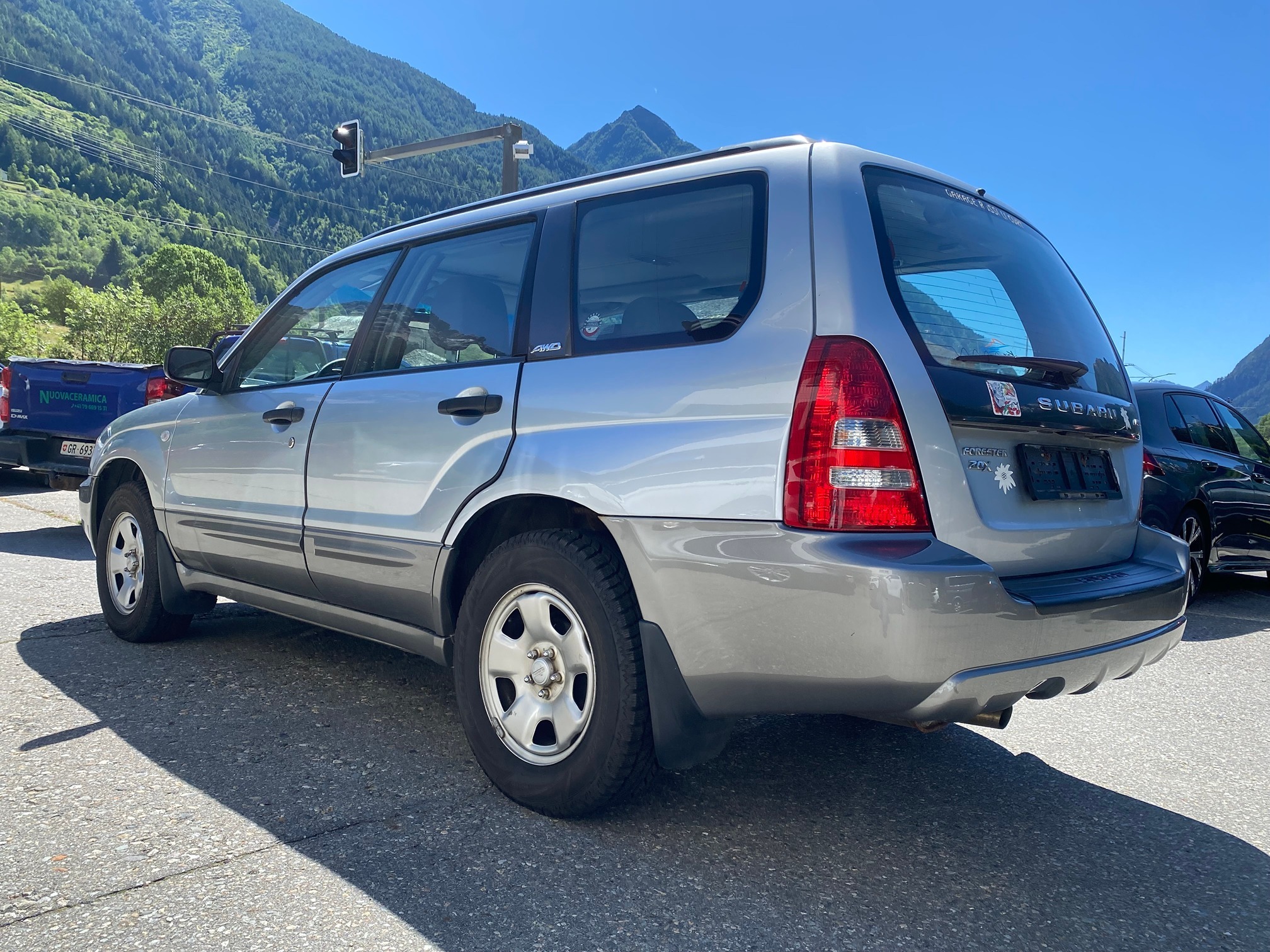 SUBARU FORESTER 2.0 4WD — zdjęcie 5