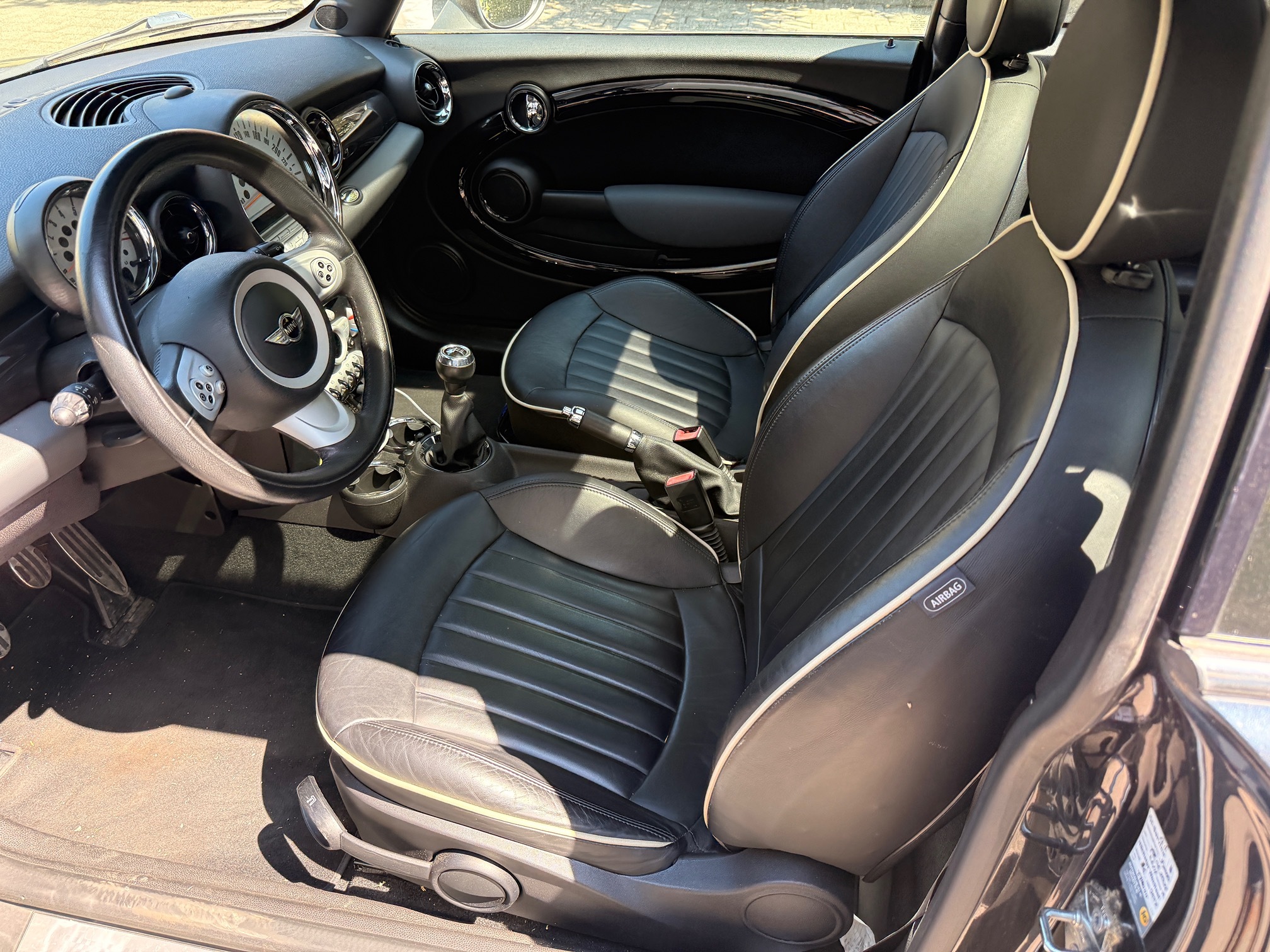 MINI Cooper S — zdjęcie 9