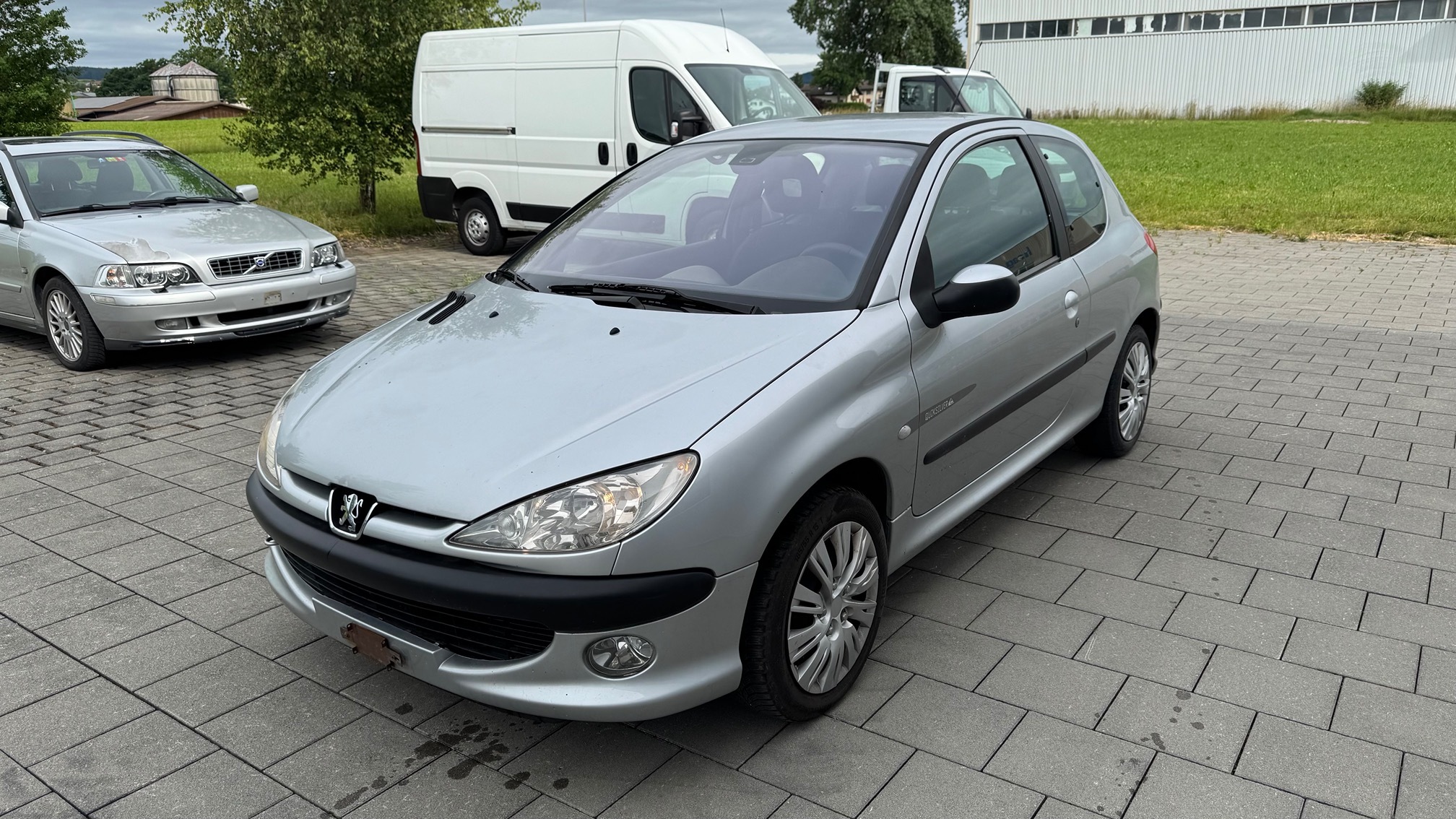 PEUGEOT 206 1.6 — zdjęcie 1