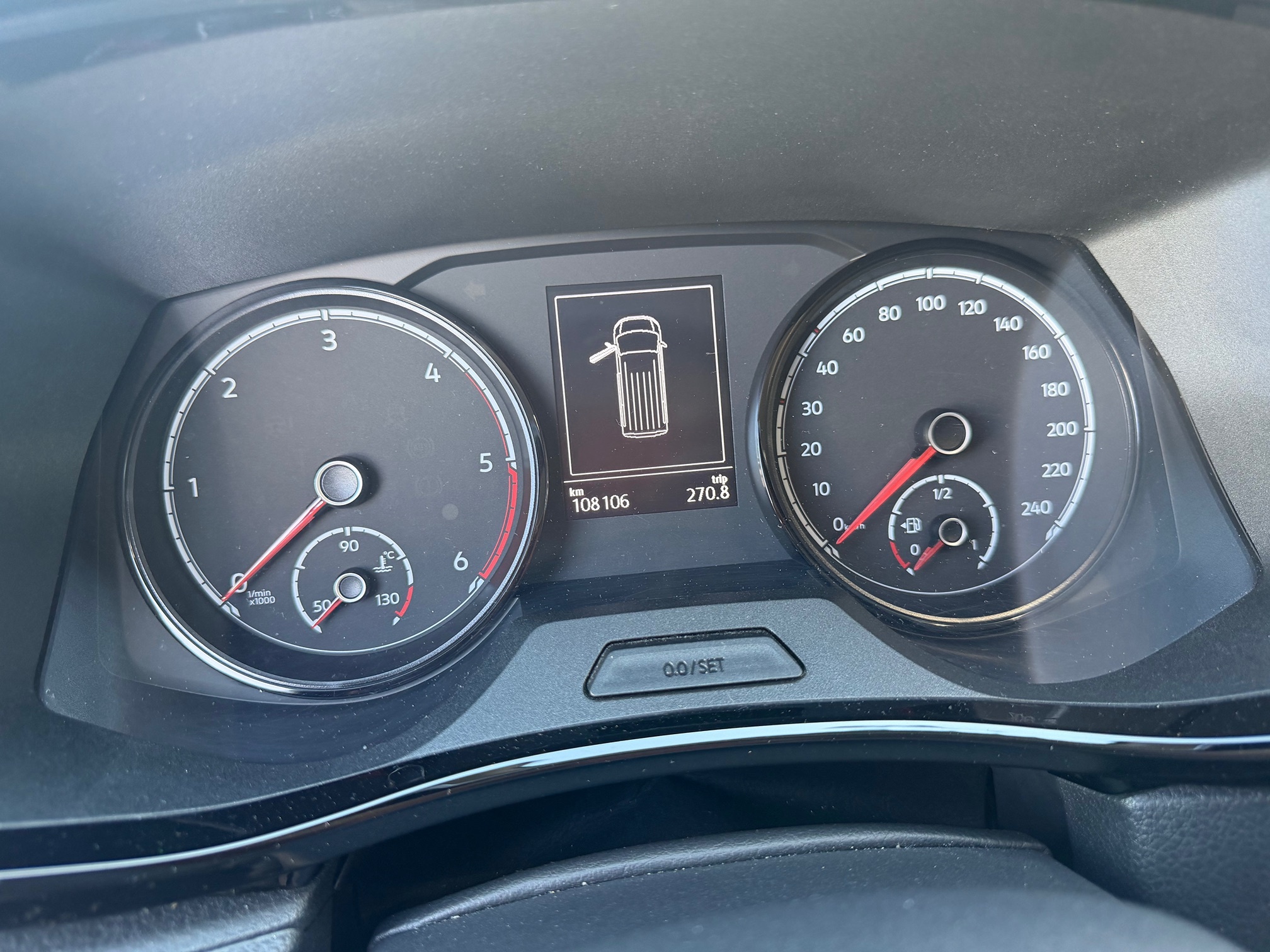 VW T6 Multivan TDI — zdjęcie 12