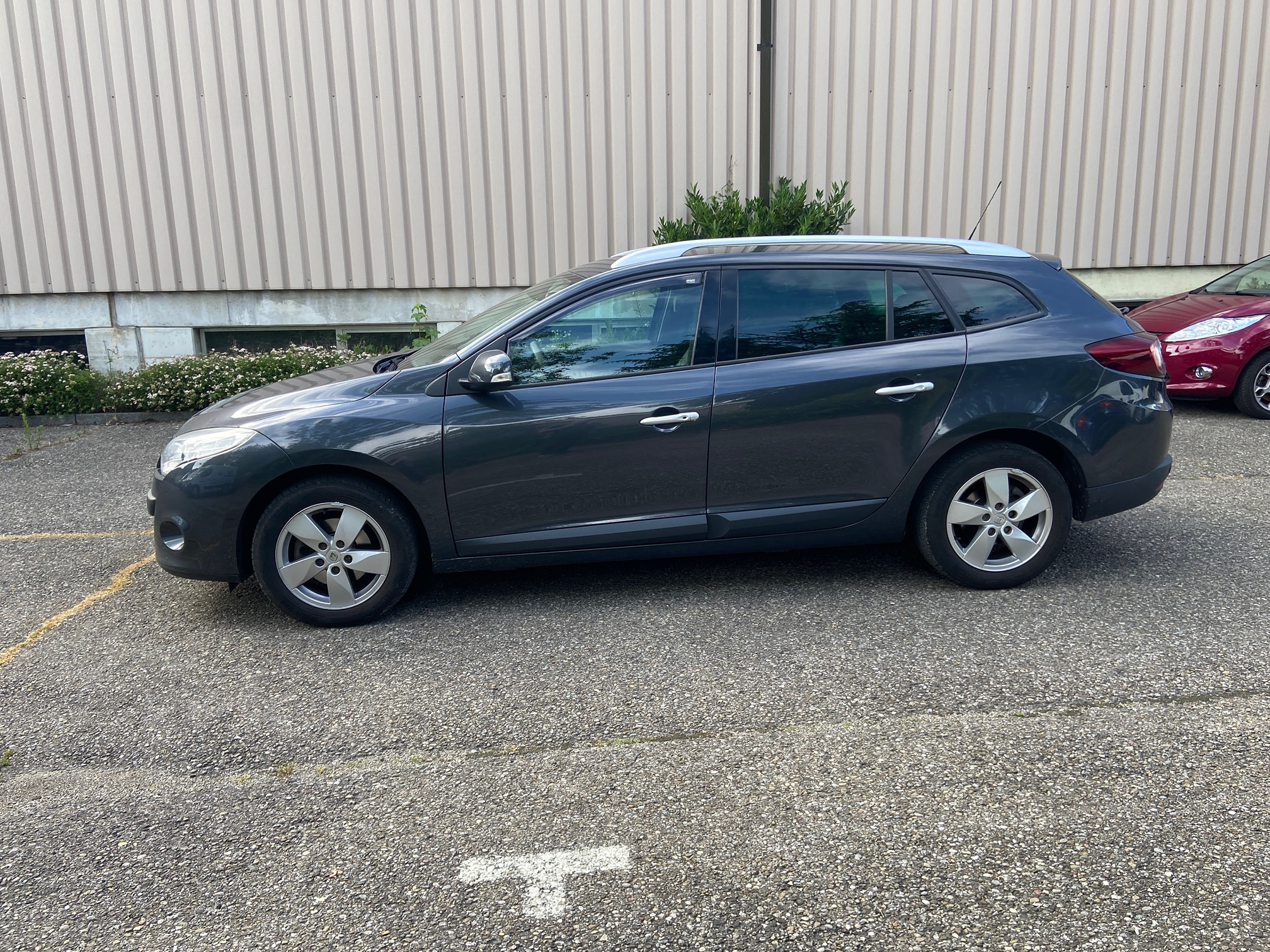 RENAULT Megane 2.0 — zdjęcie 2