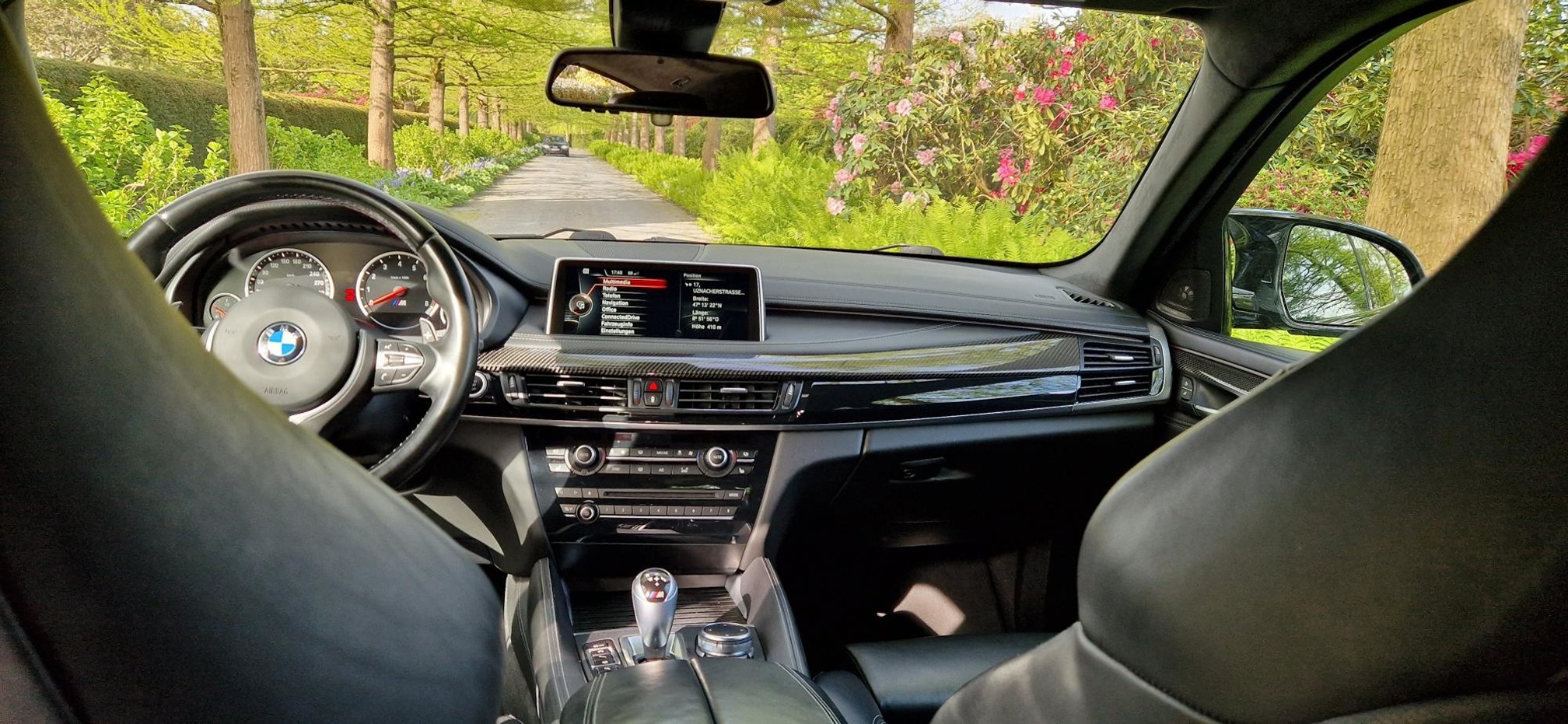 BMW X6 M — zdjęcie 7