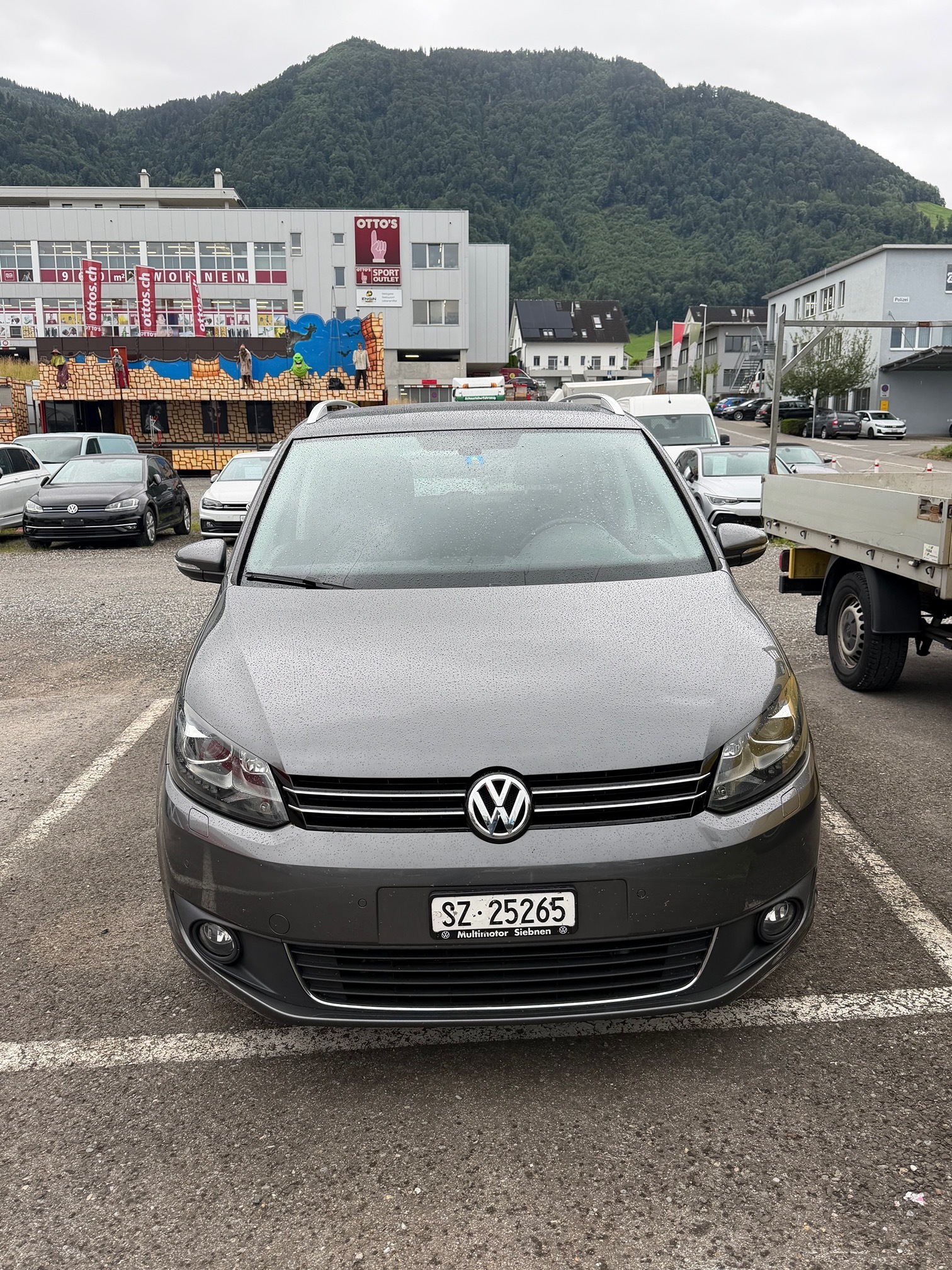 VW Touran 2.0 TDI — zdjęcie 2