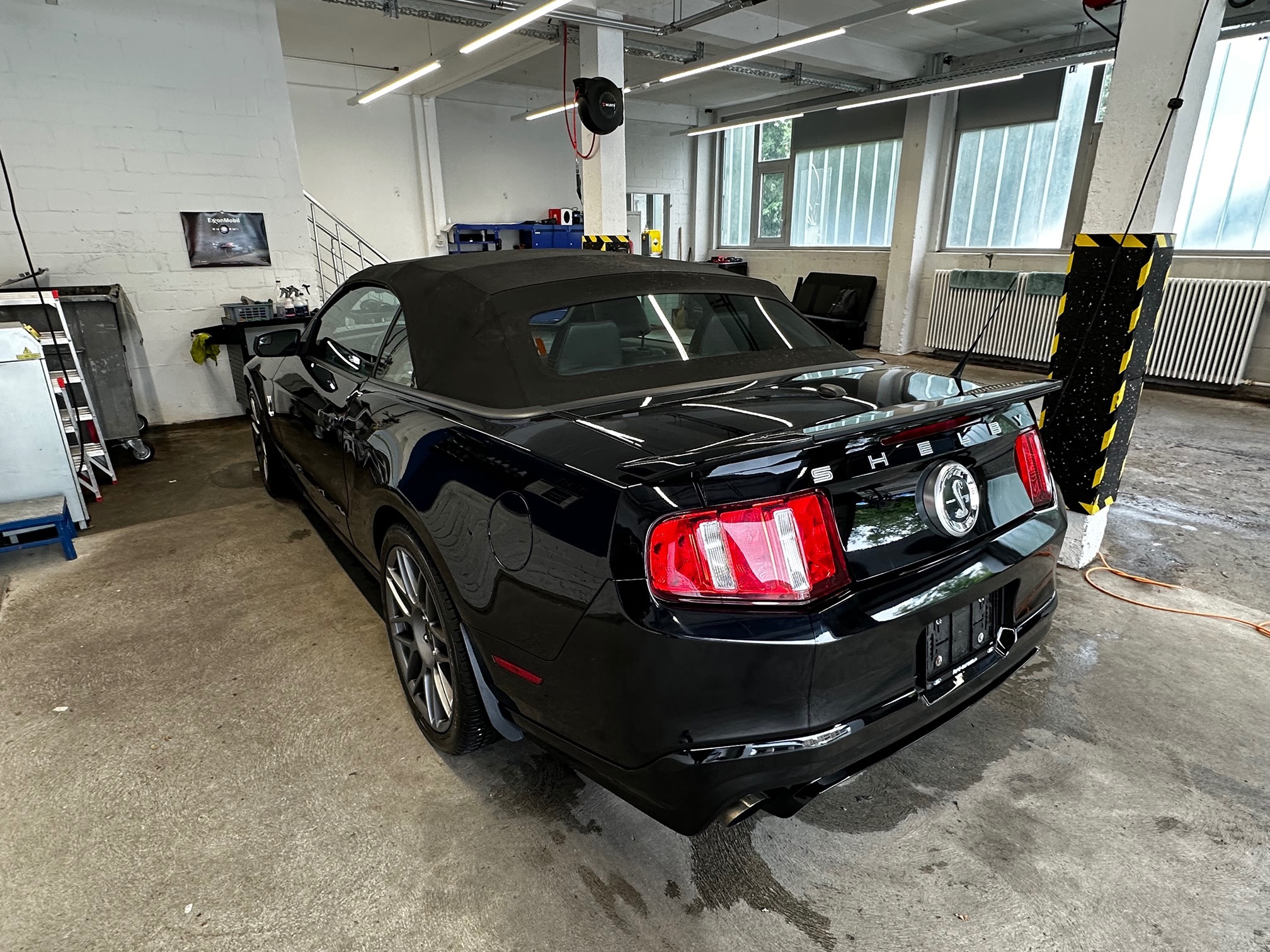 FORD Mustang Shelby GT 500 5.4i Cabrio — zdjęcie 4