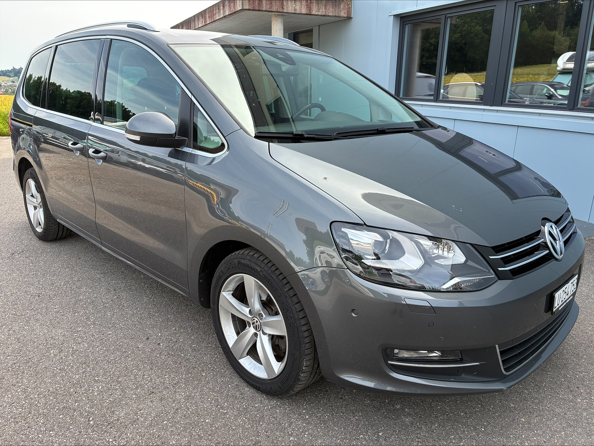 VW Sharan 2.0D B M T — zdjęcie 1